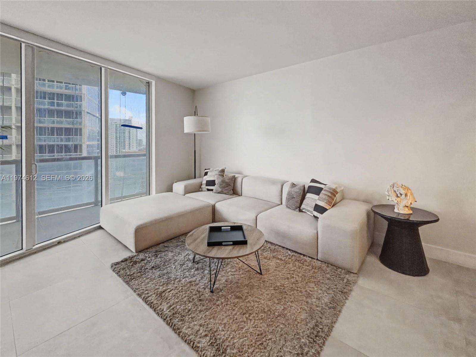 Icon Brickell 1 at 475 Brickell Ave, Miami, FL 33131 - For Rent photo 5