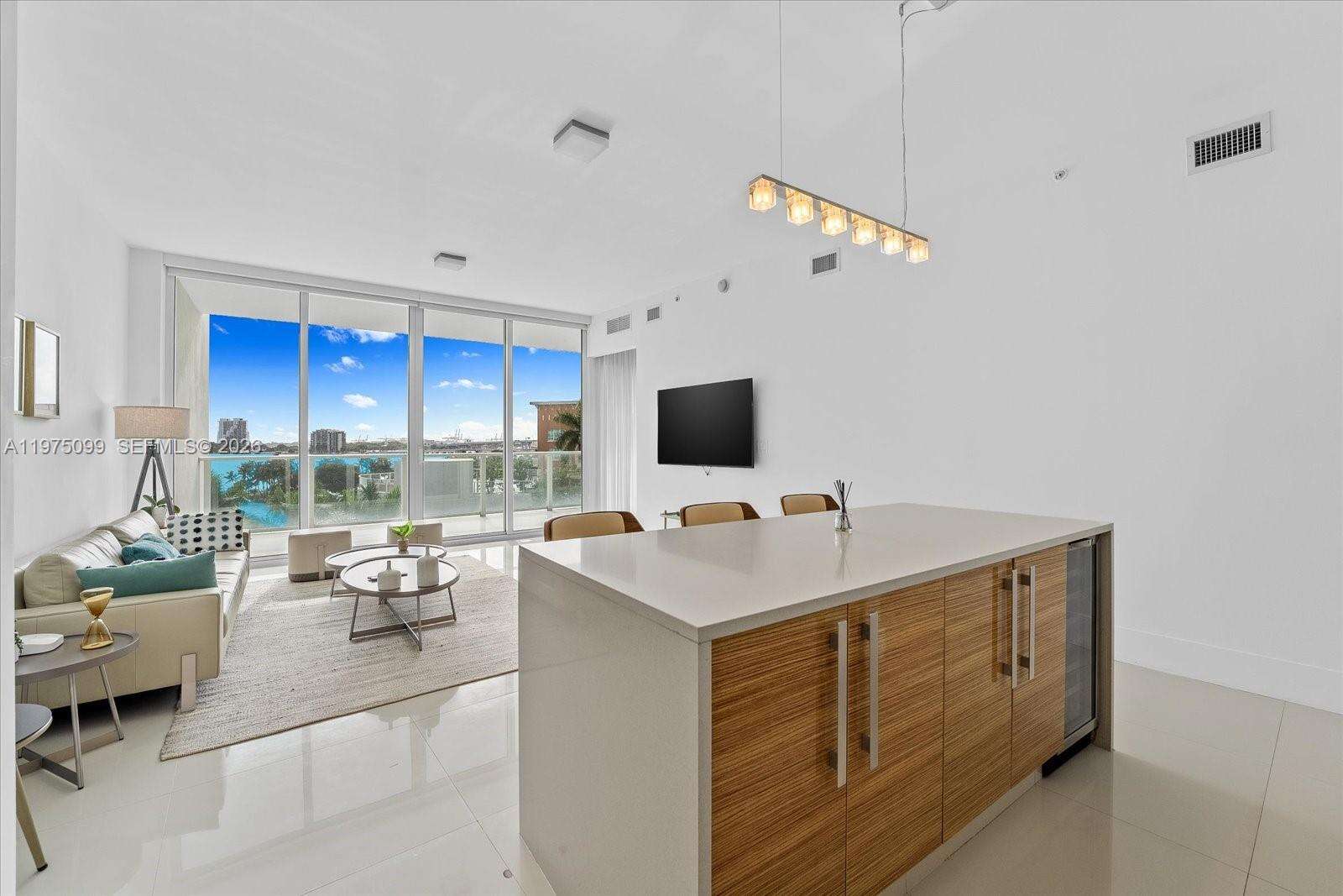Paramount Bay at 2020 Bayshore Dr, Miami, FL 33137 - For Rent photo 2