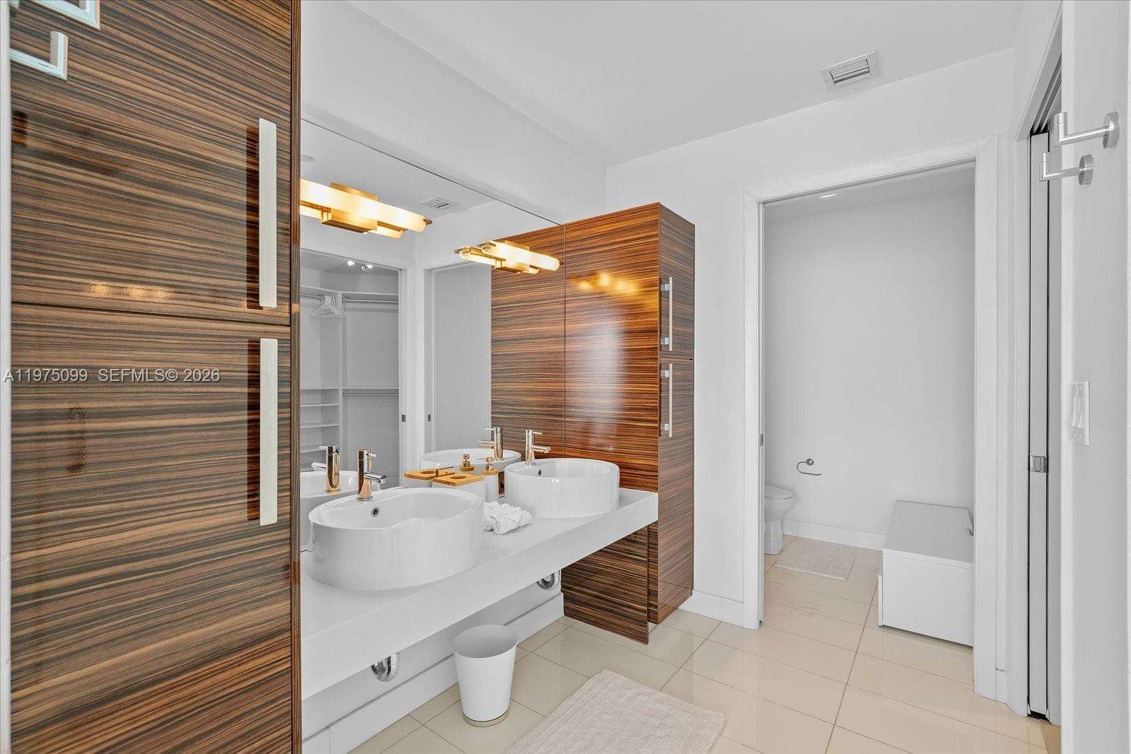 Paramount Bay at 2020 Bayshore Dr, Miami, FL 33137 - For Rent photo 12