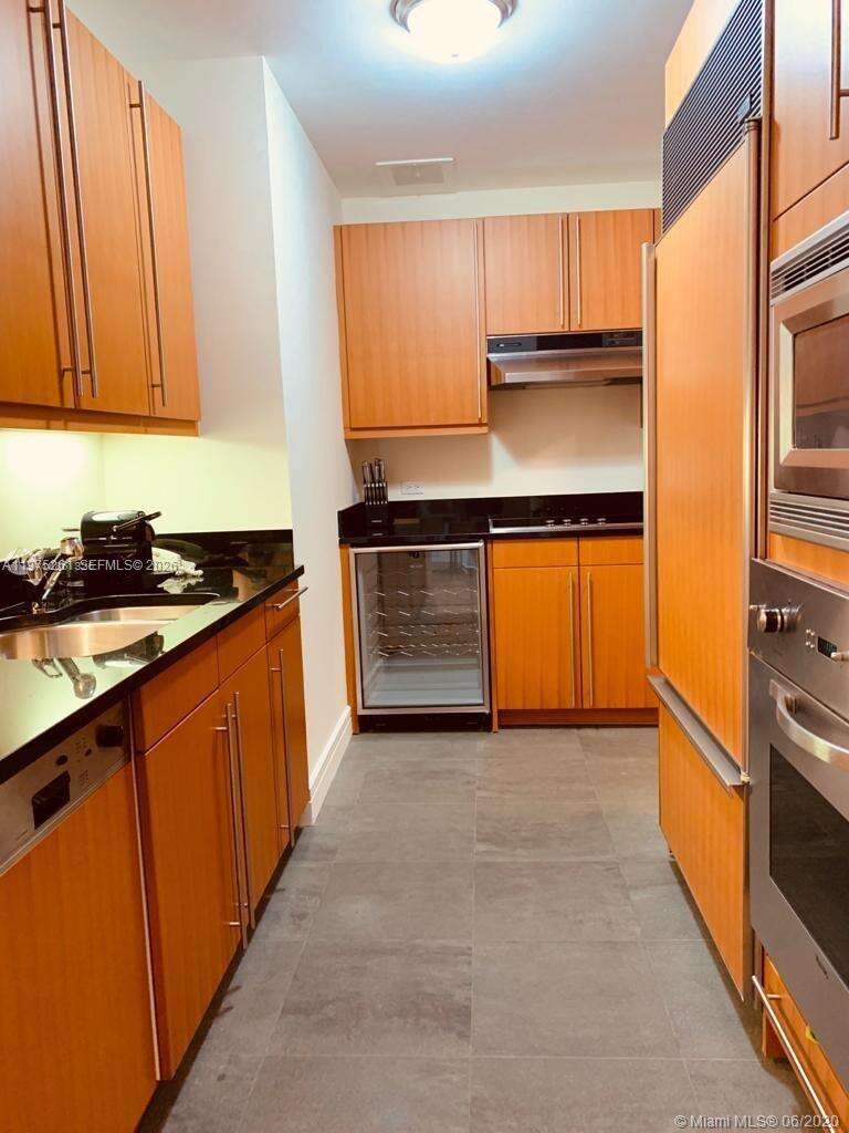 Four Seasons Residences at 1425 Brickell Ave, Miami, FL 33131 - For Rent photo 15