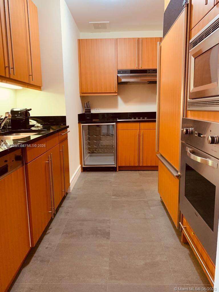 Four Seasons Residences at 1425 Brickell Ave, Miami, FL 33131 - For Rent photo 16