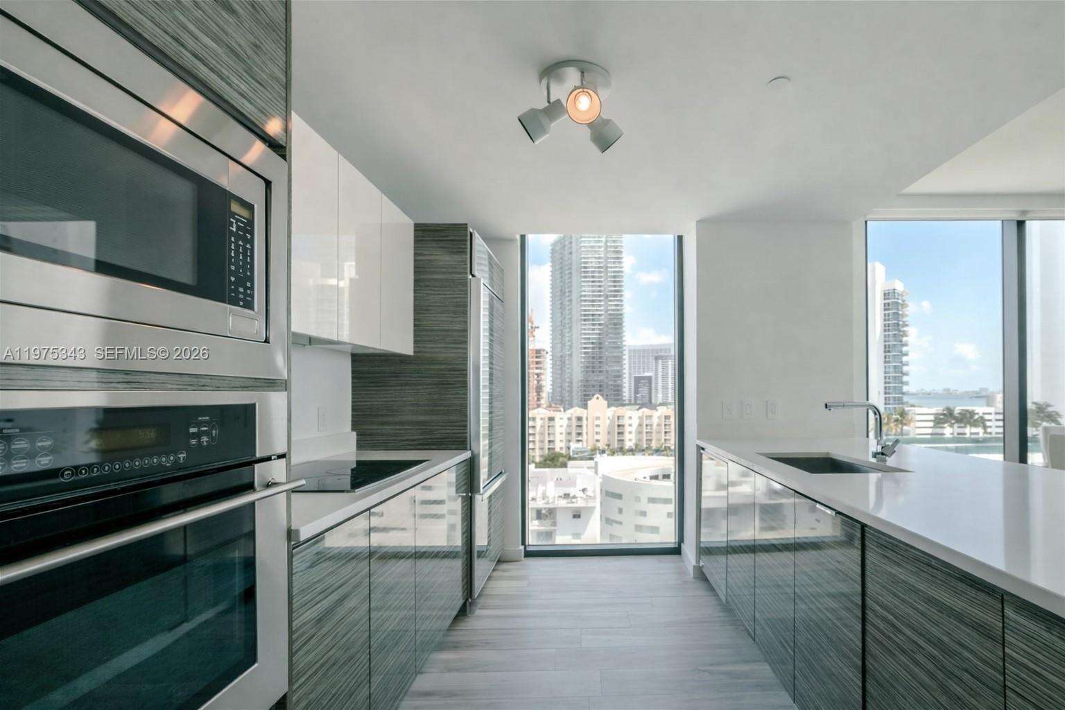 Icon Bay at 460 28 St, Miami, FL 33137 - For Rent photo 8