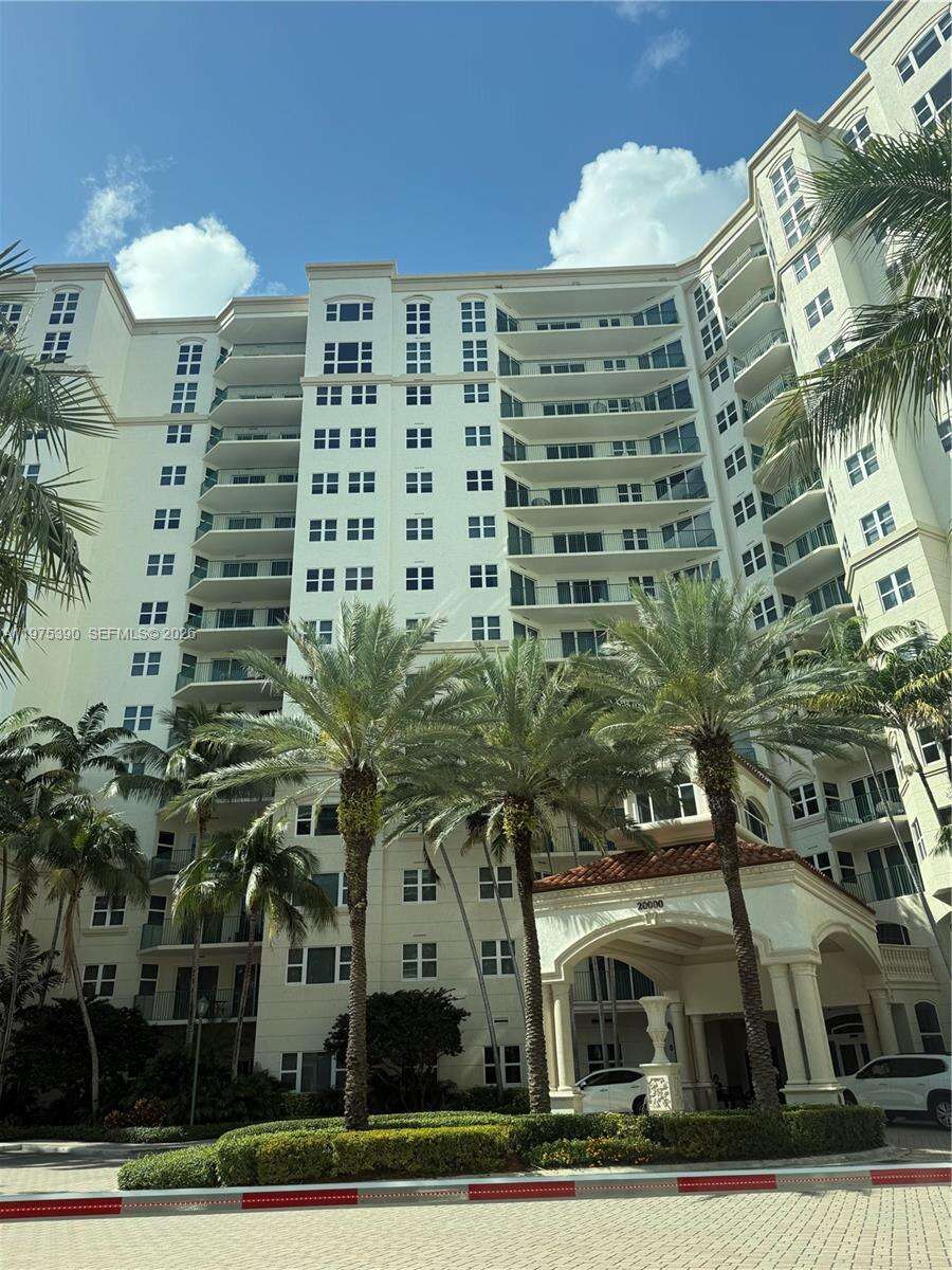 Turnberry Village North at 20000 Country Club Dr, Aventura, FL 33180 - For Rent photo 2