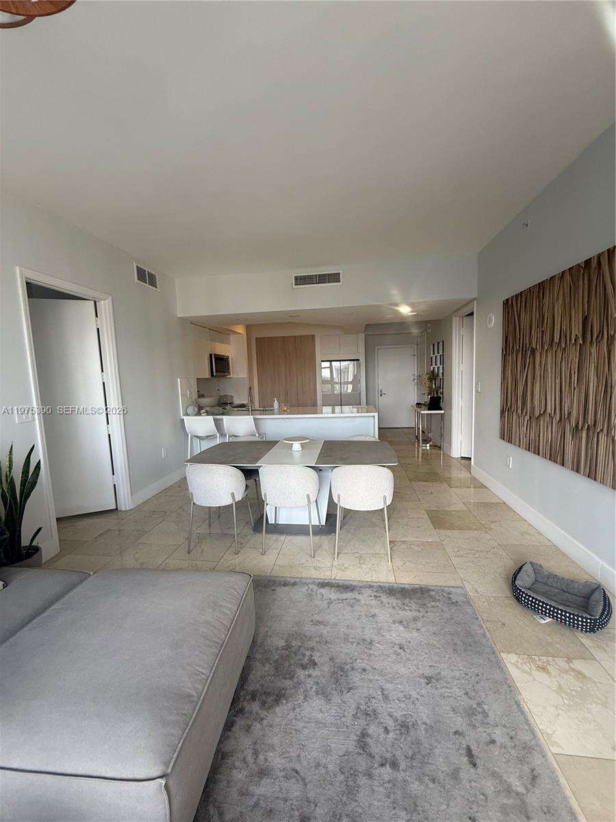 Turnberry Village North at 20000 Country Club Dr, Aventura, FL 33180 - For Rent photo 11