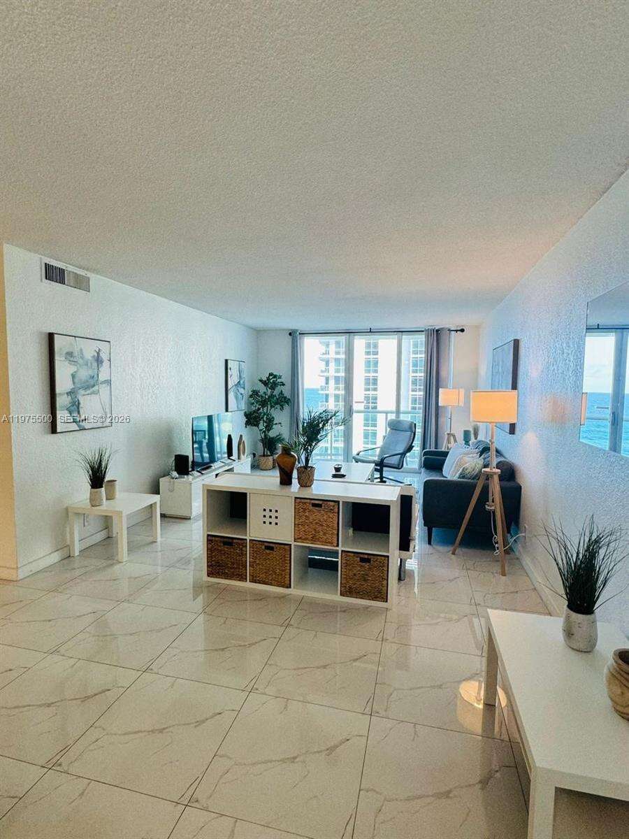 The Tides at 3901 Ocean Dr, Hollywood, FL 33019 - For Rent photo 16
