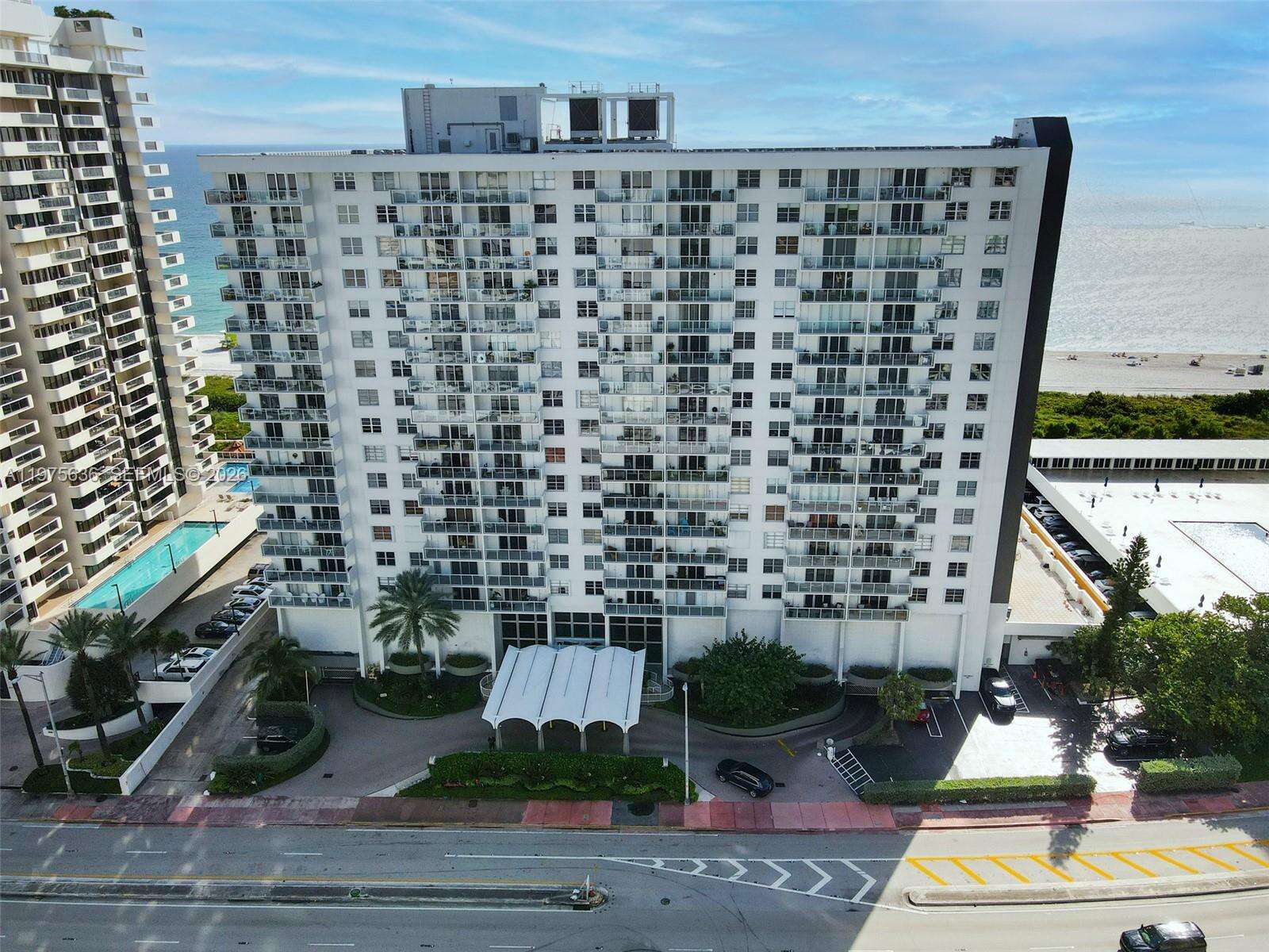 Arlen Beach at 5701 Collins Ave, Miami Beach, FL 33140 - For Rent photo 2