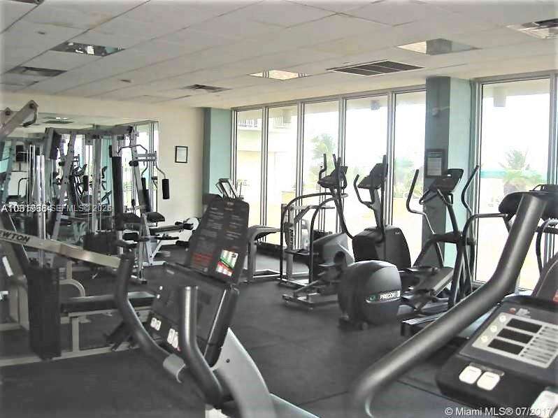 Arlen Beach at 5701 Collins Ave, Miami Beach, FL 33140 - For Rent photo 31