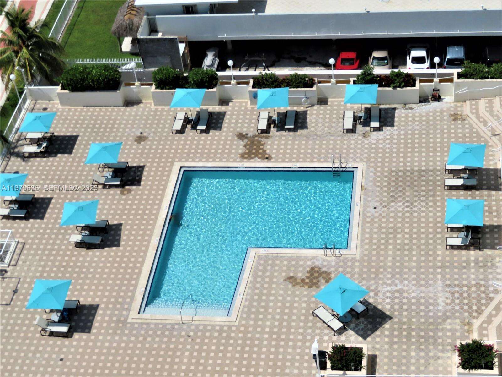 Arlen Beach at 5701 Collins Ave, Miami Beach, FL 33140 - For Rent photo 41