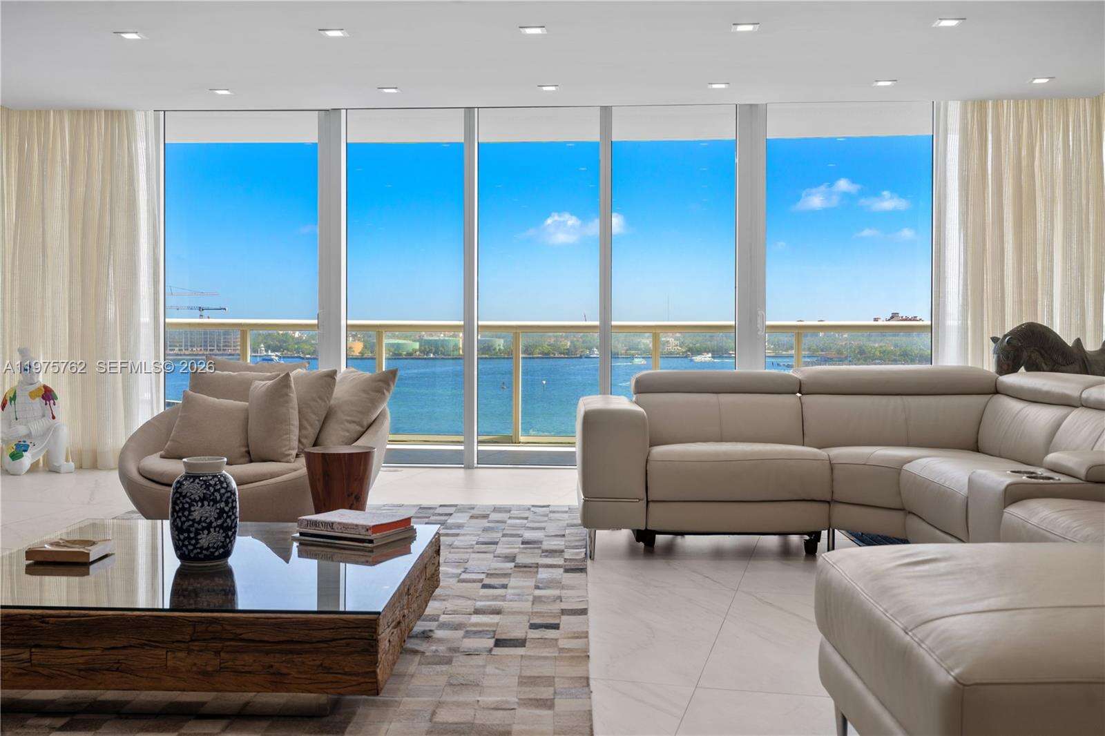 Icon at 450 Alton Rd, Miami Beach, FL 33139 - For Rent photo 25