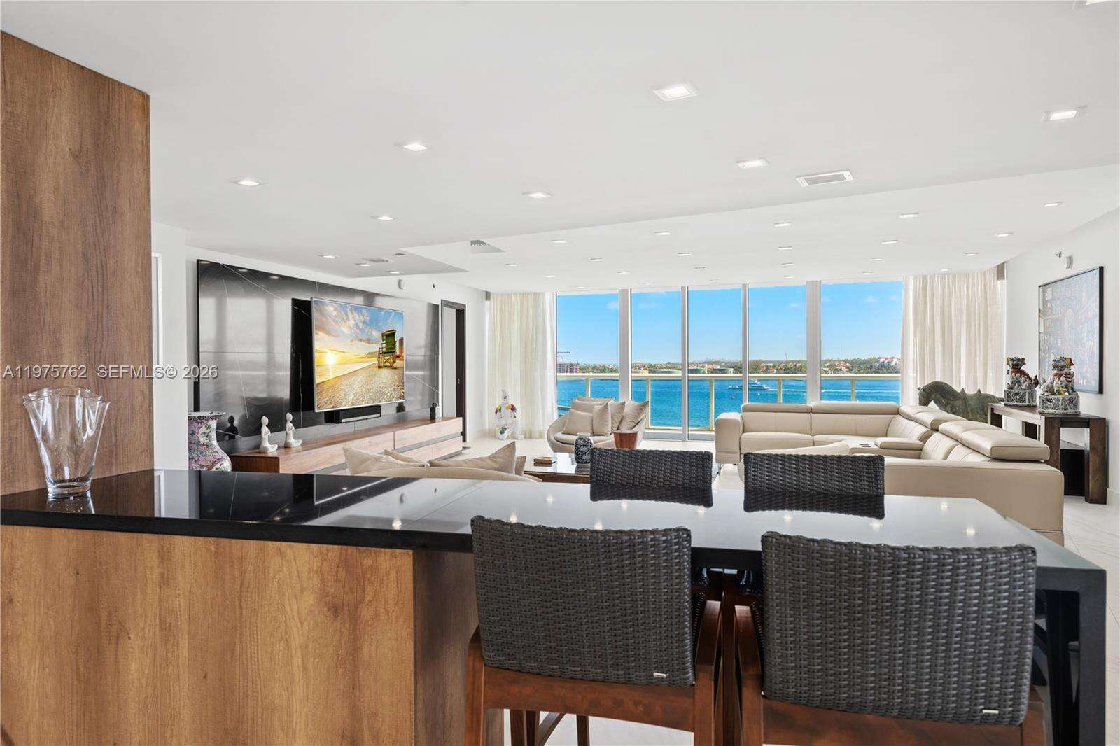 Icon at 450 Alton Rd, Miami Beach, FL 33139 - For Rent photo 31