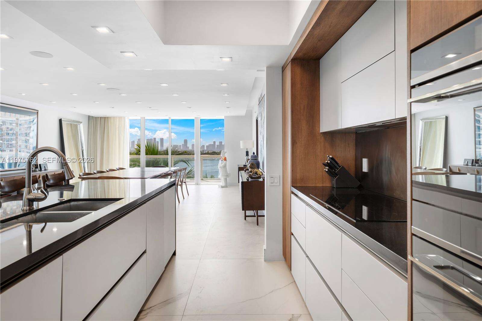 Icon at 450 Alton Rd, Miami Beach, FL 33139 - For Rent photo 34