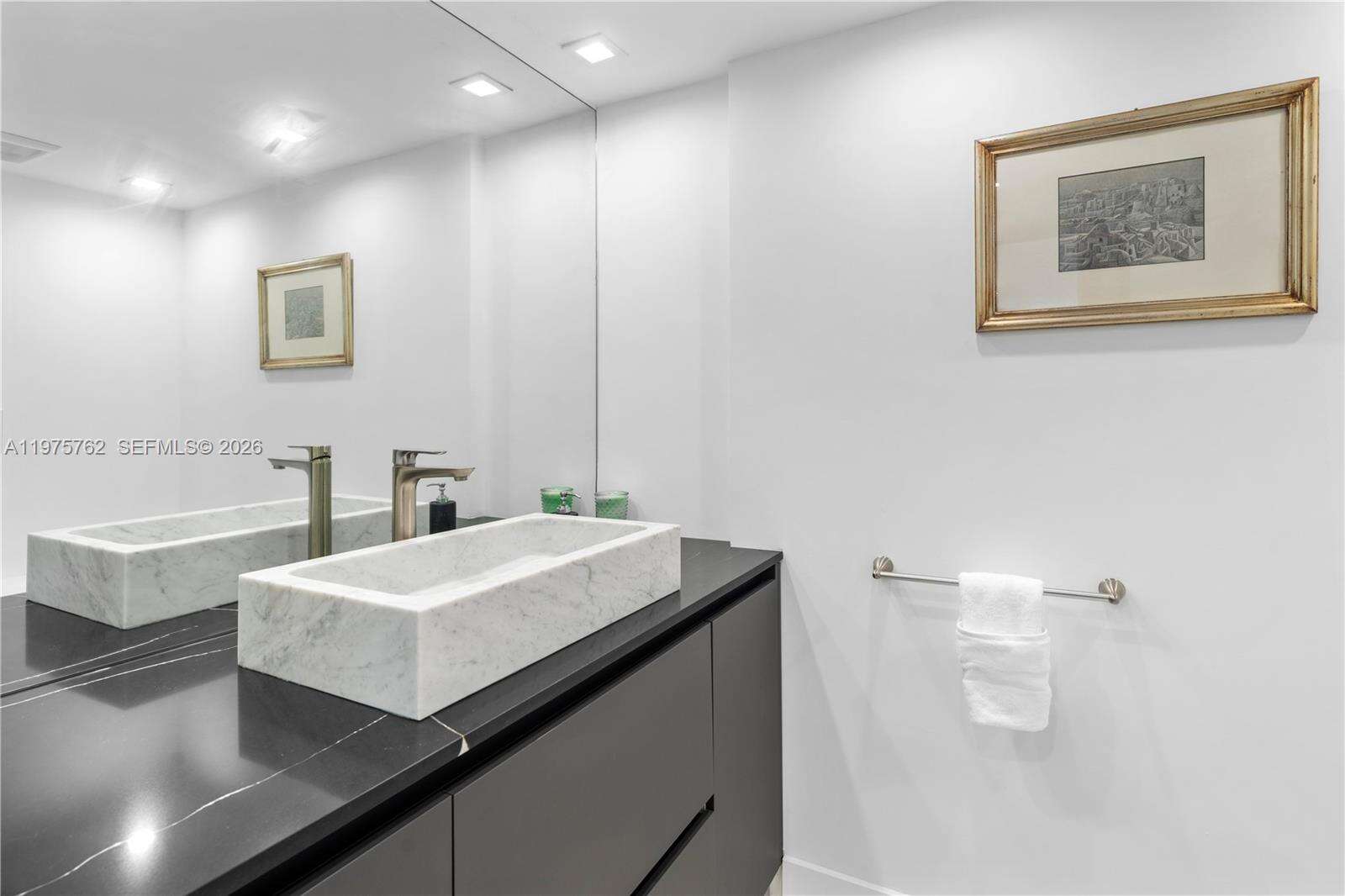 Icon at 450 Alton Rd, Miami Beach, FL 33139 - For Rent photo 66