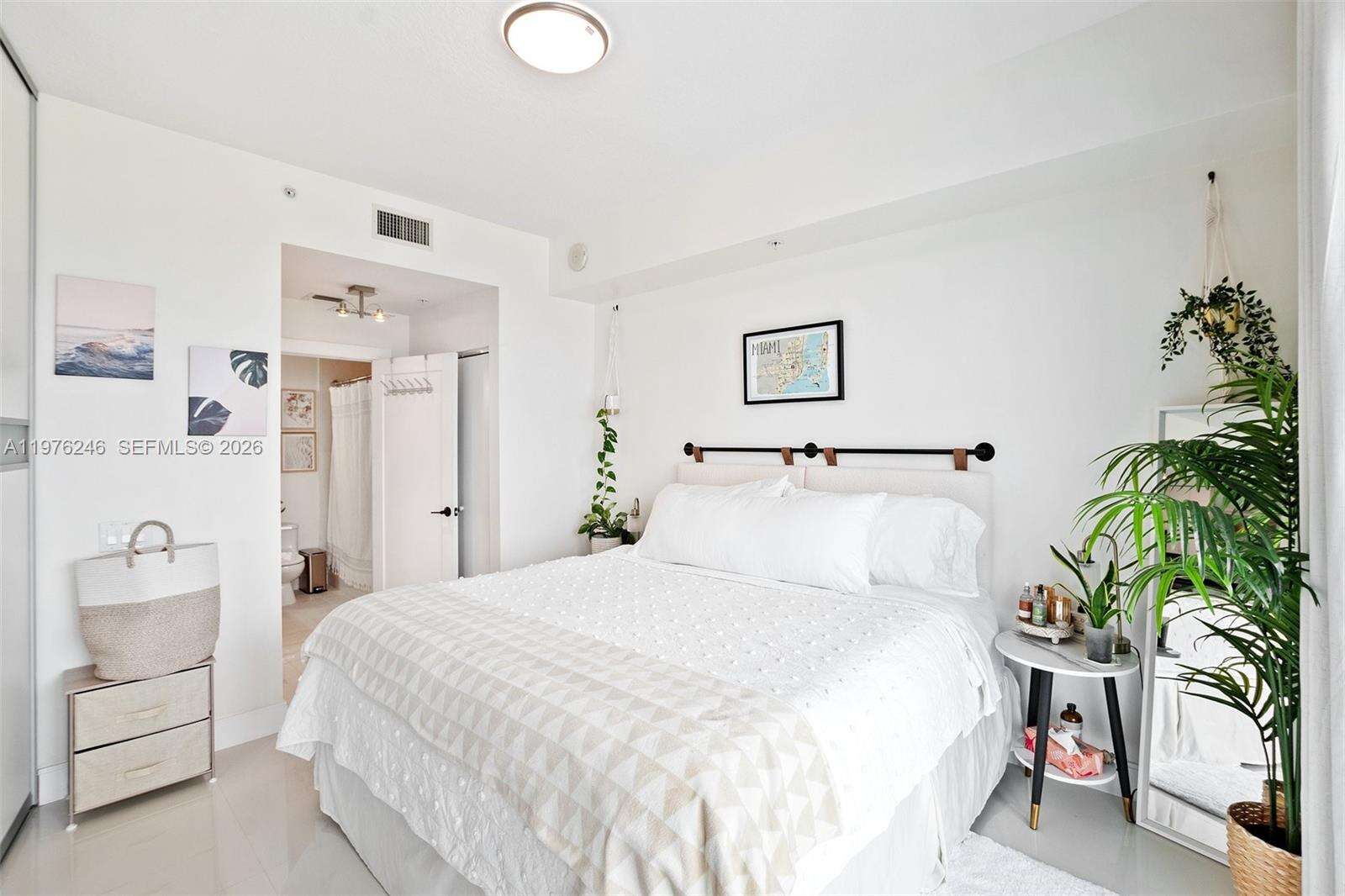Infinity At Brickell at 60 13 St, Miami, FL 33130 - For Rent photo 16
