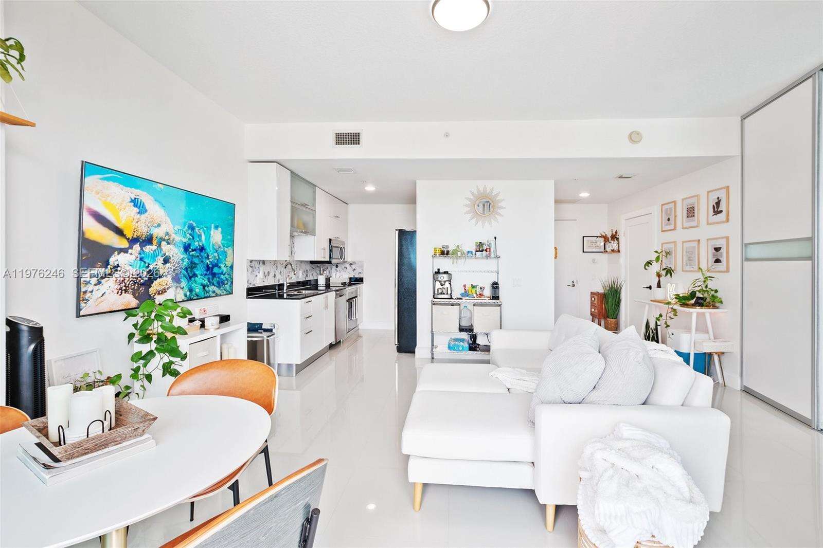 Infinity At Brickell at 60 13 St, Miami, FL 33130 - For Rent photo 8