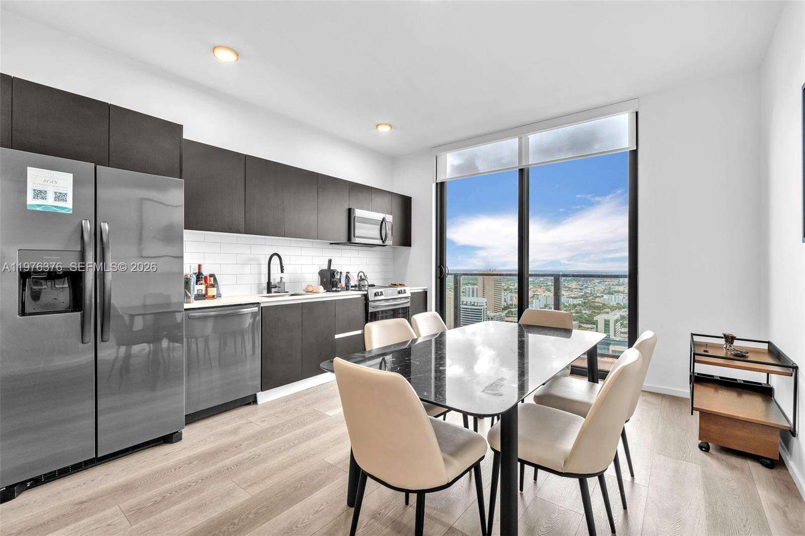The Elser at 398 5 St, Miami, FL 33132 - For Rent photo 2