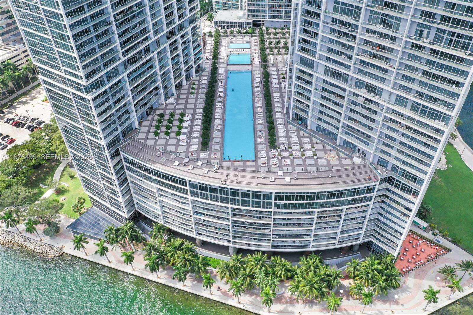 Icon Brickell 2 at 495 Brickell Ave, Miami, FL 33131 - For Rent photo 3