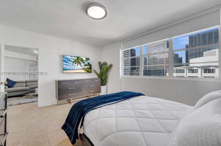 Four Ambassadors at 999 Brickell Bay Dr, Miami, FL 33131 - For Rent photo 14
