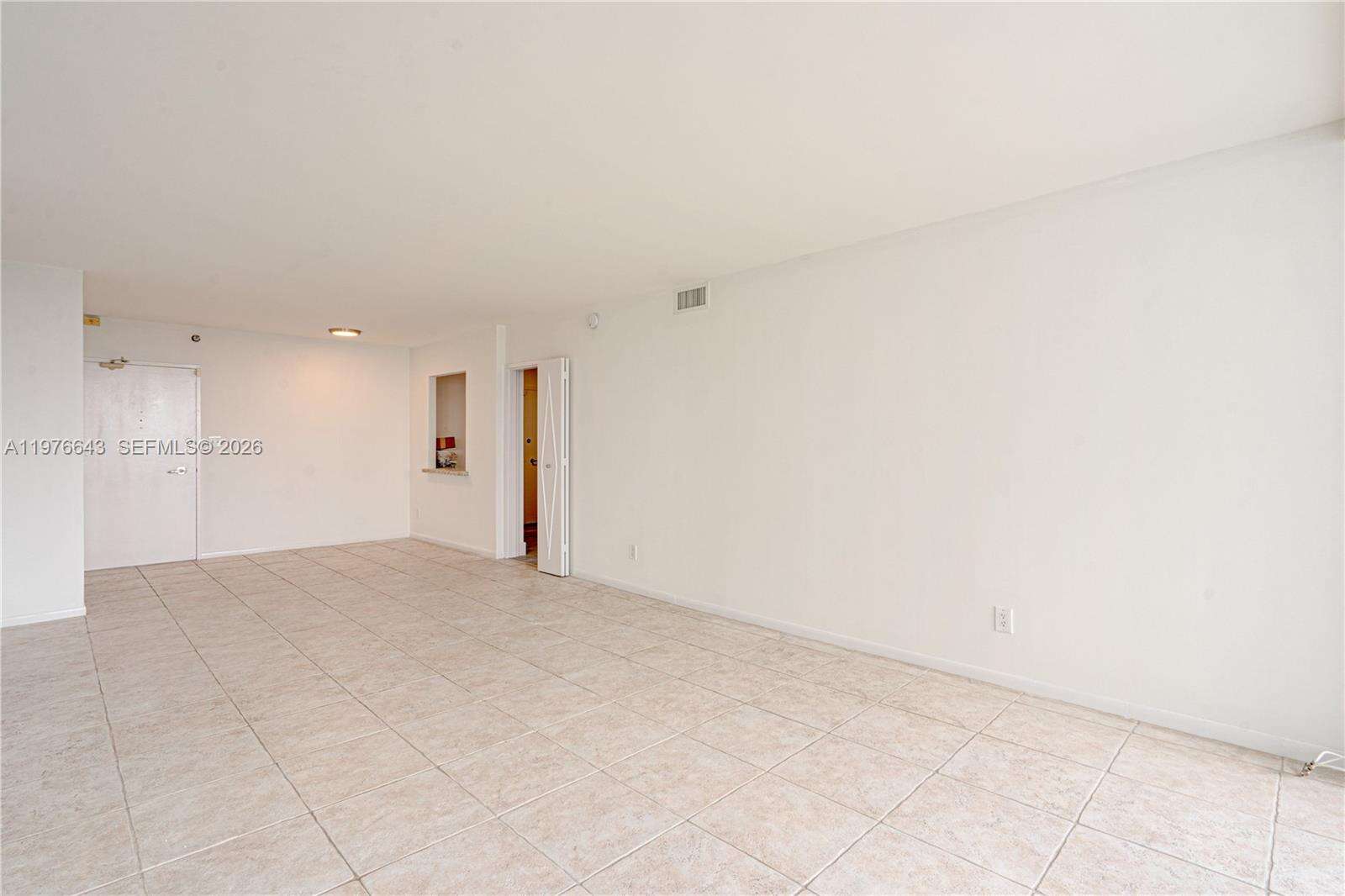 Seacoast 5151 at 5161 Collins Ave, Miami Beach, FL 33140 - For Rent photo 12