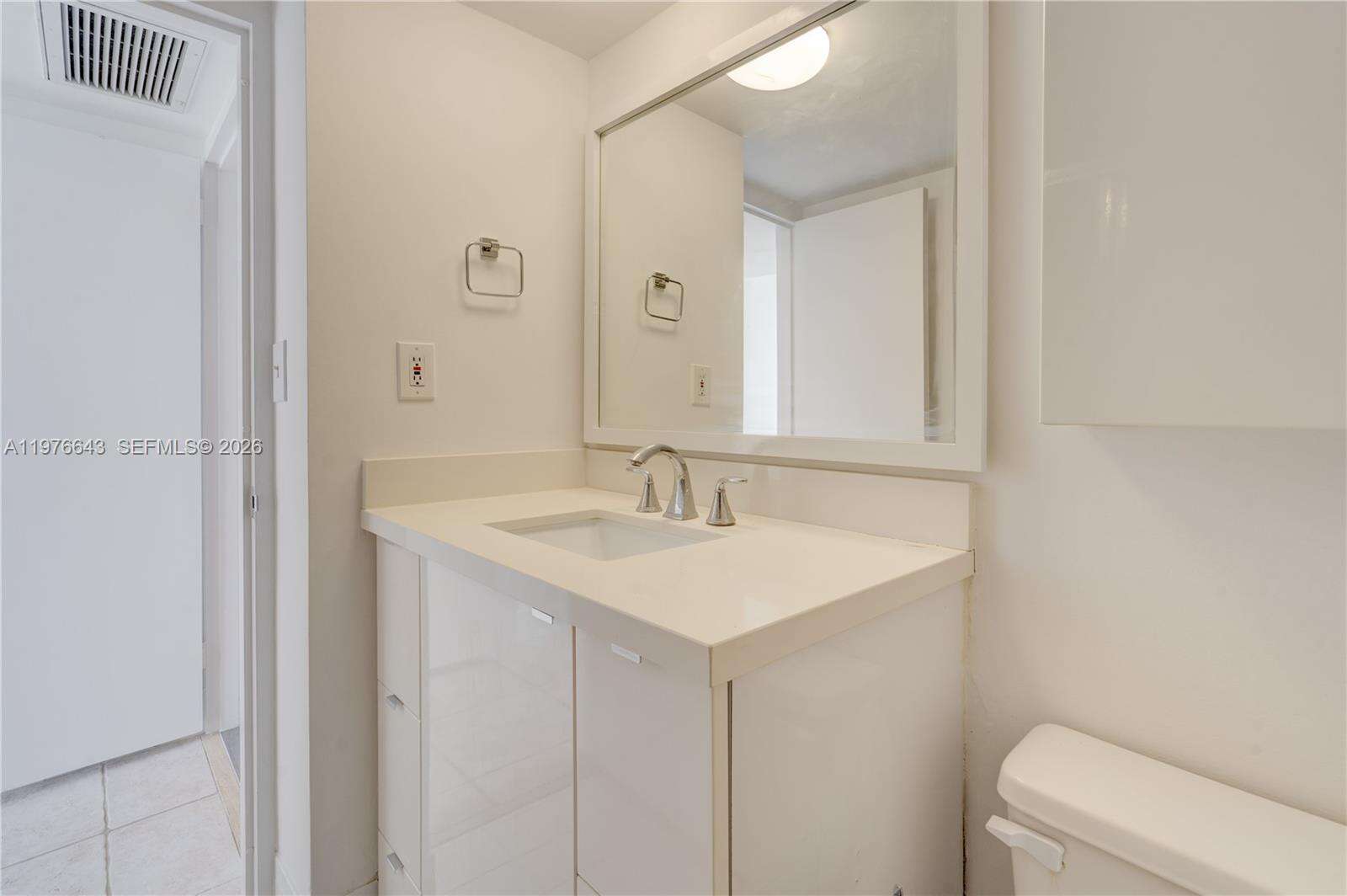 Seacoast 5151 at 5161 Collins Ave, Miami Beach, FL 33140 - For Rent photo 29