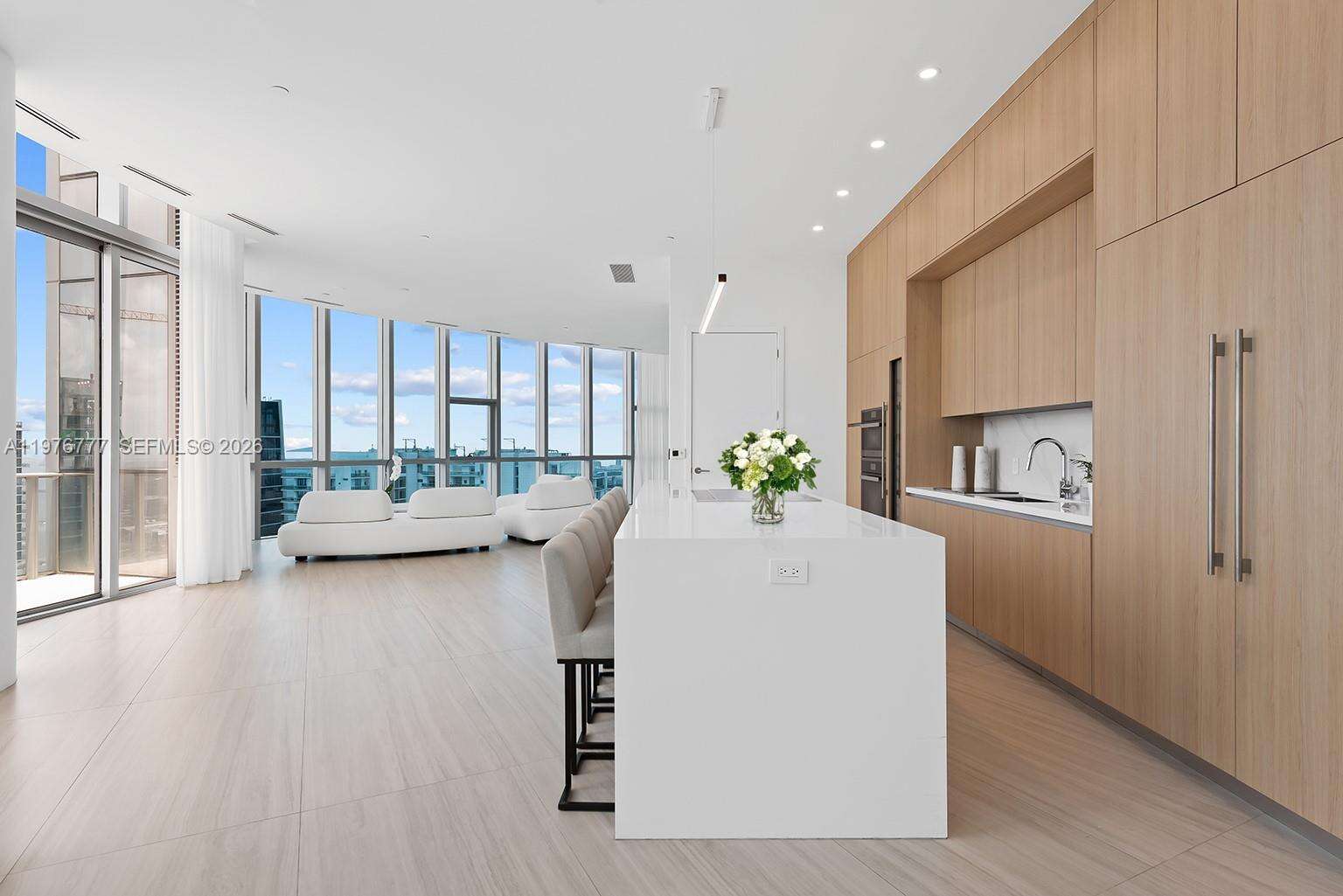 Paramount Miami Worldcenter at 851 1 Ave, Miami, FL 33132 - For Rent photo 12