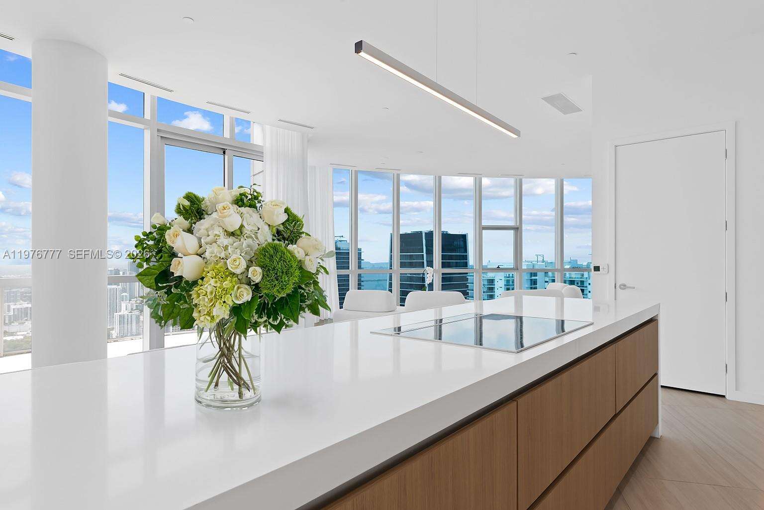 Paramount Miami Worldcenter at 851 1 Ave, Miami, FL 33132 - For Rent photo 13
