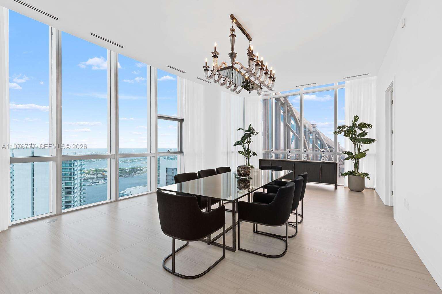 Paramount Miami Worldcenter at 851 1 Ave, Miami, FL 33132 - For Rent photo 23