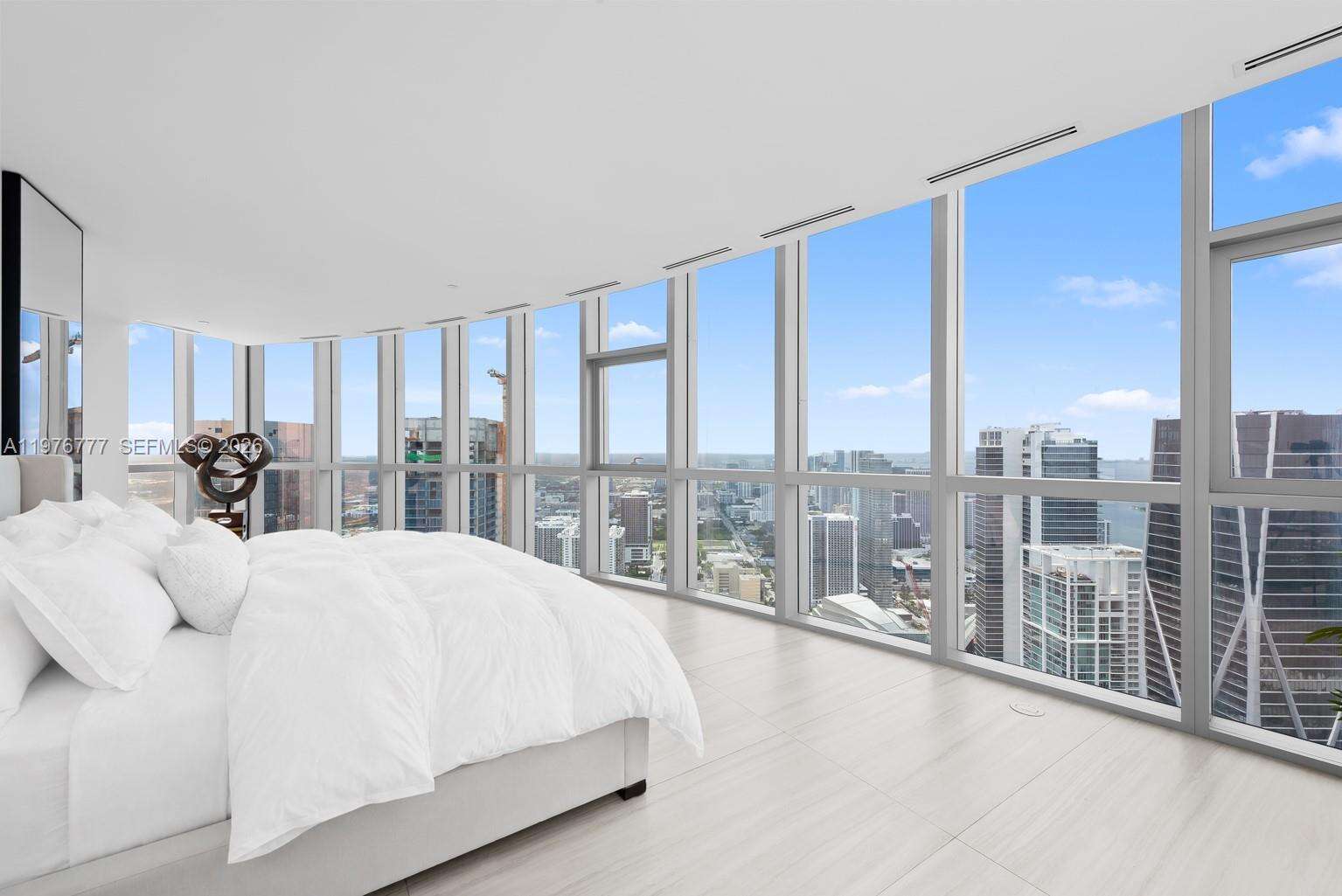 Paramount Miami Worldcenter at 851 1 Ave, Miami, FL 33132 - For Rent photo 26