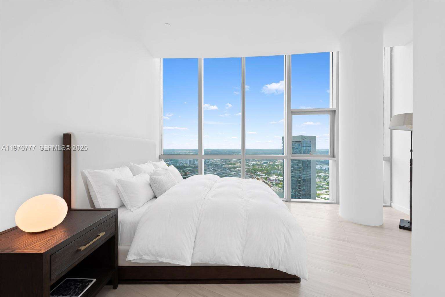 Paramount Miami Worldcenter at 851 1 Ave, Miami, FL 33132 - For Rent photo 45