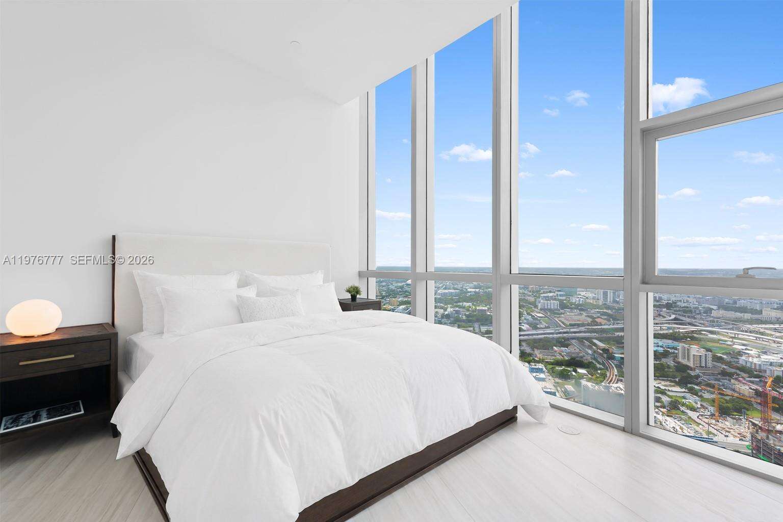 Paramount Miami Worldcenter at 851 1 Ave, Miami, FL 33132 - For Rent photo 46