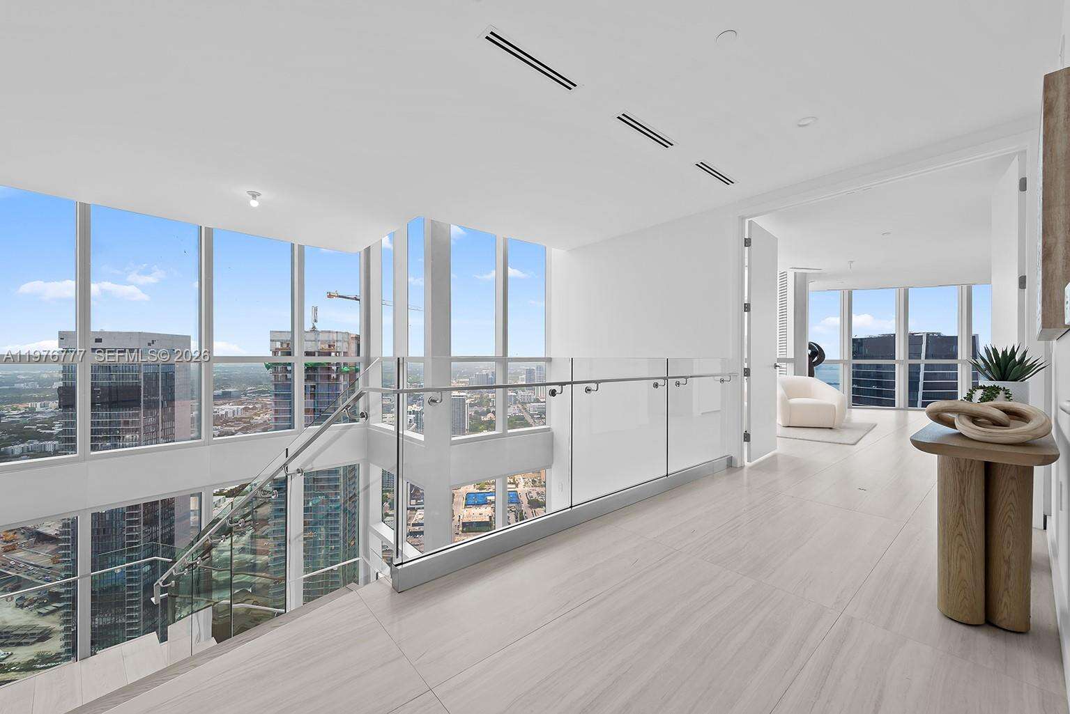 Paramount Miami Worldcenter at 851 1 Ave, Miami, FL 33132 - For Rent photo 7