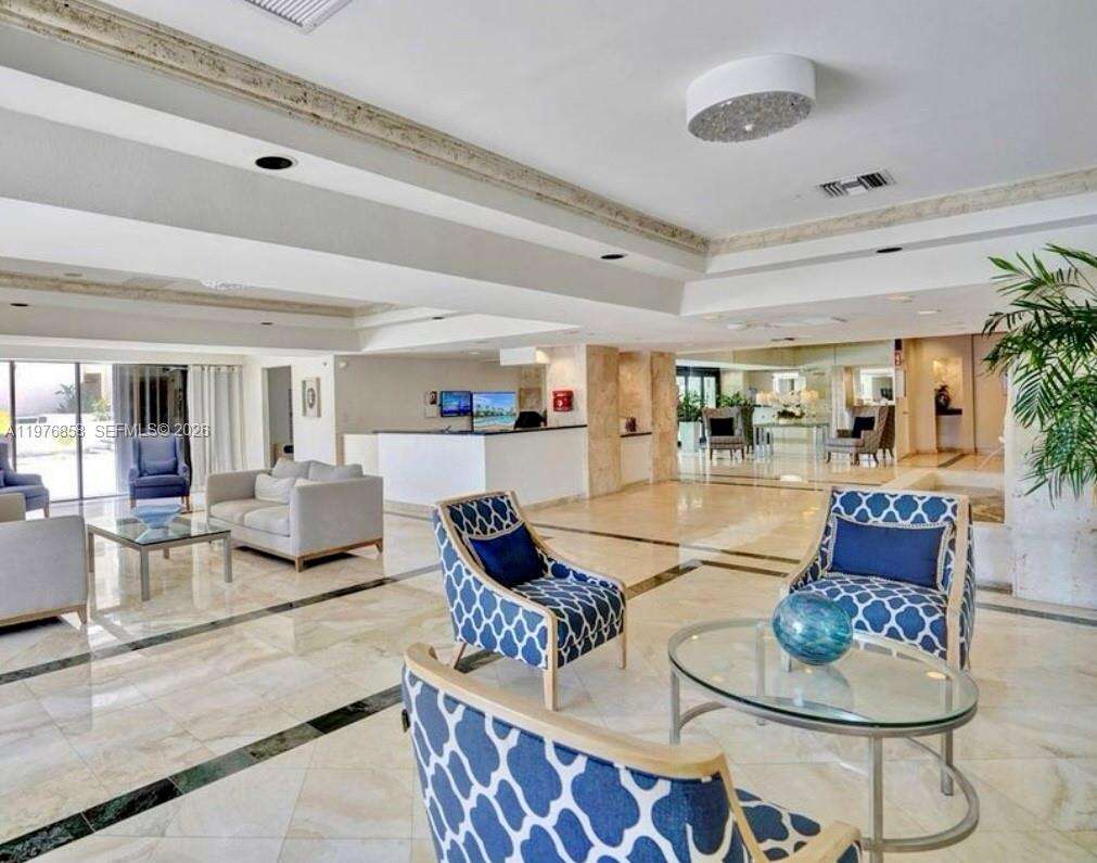 Oceanfront Plaza at 2625 Collins Ave, Miami Beach, FL 33140 - For Rent photo 12