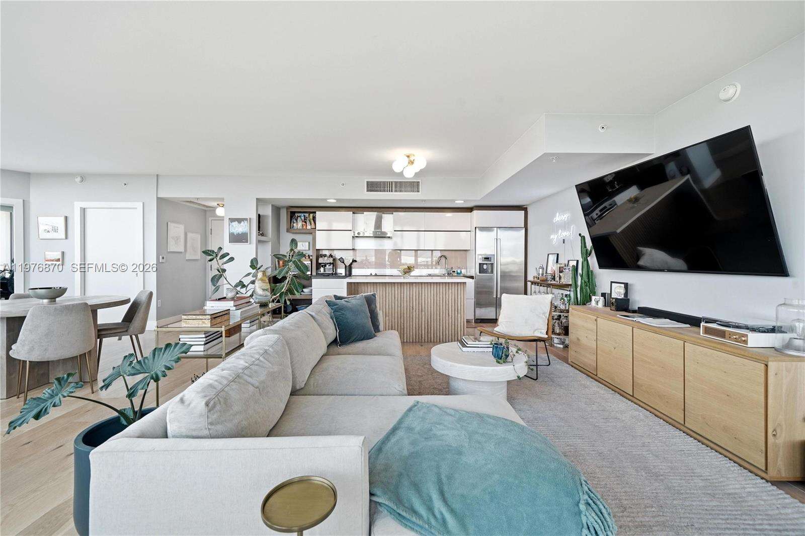 Artepark North at 2155 Washington Ct, Miami Beach, FL 33139 - For Rent photo 13