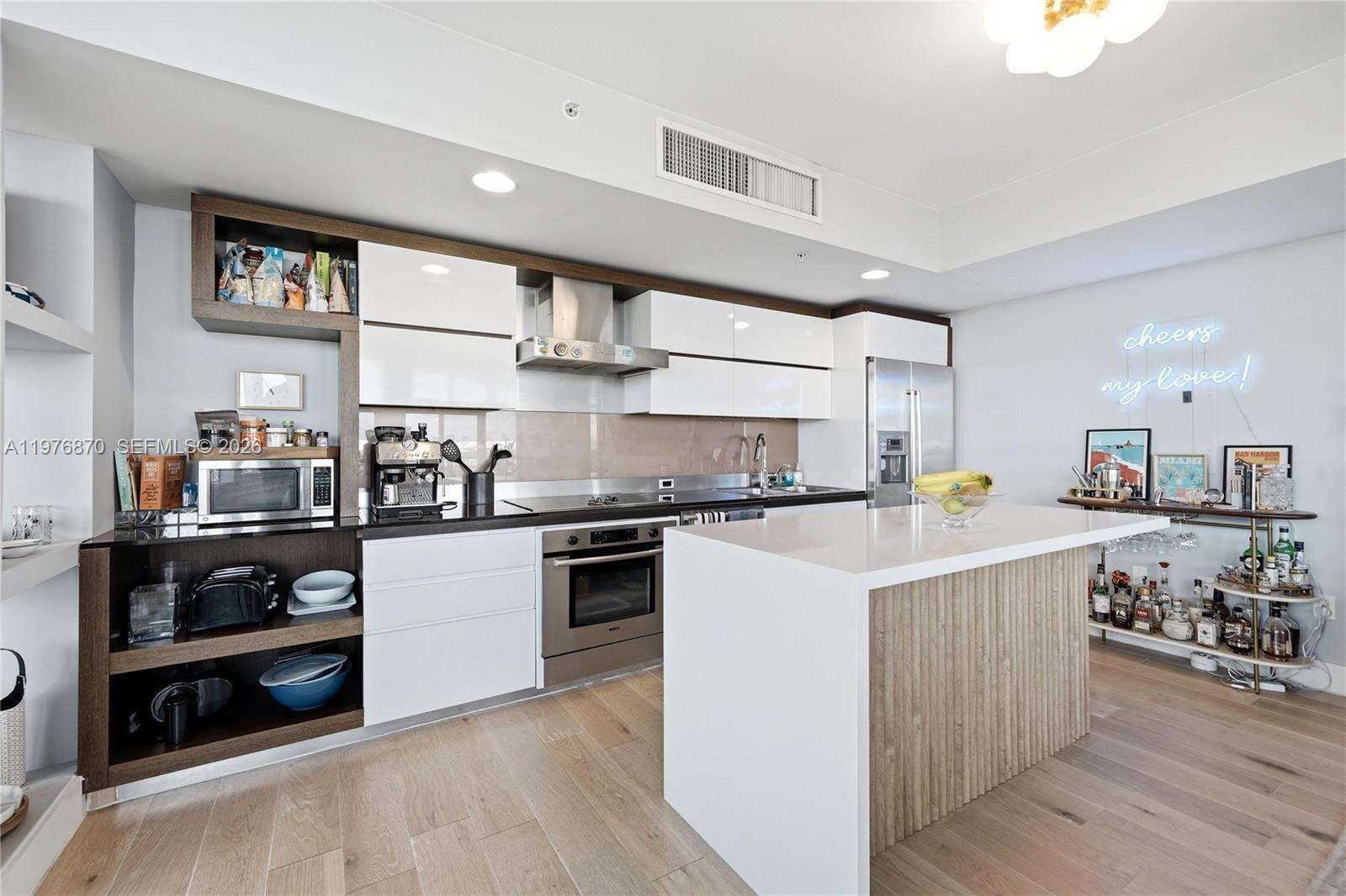 Artepark North at 2155 Washington Ct, Miami Beach, FL 33139 - For Rent photo 8