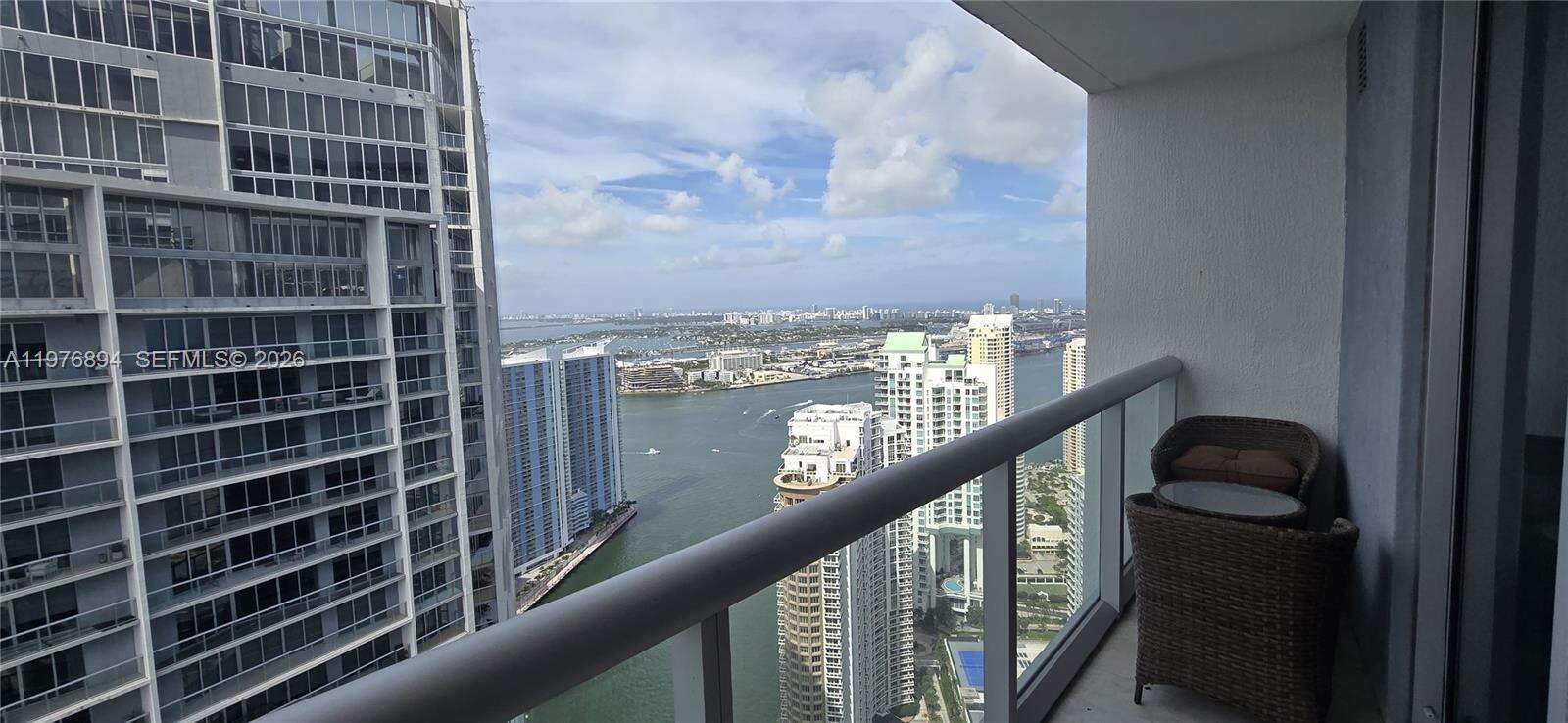 Icon Brickell 2 at 495 Brickell Ave, Miami, FL 33131 - For Rent photo 17