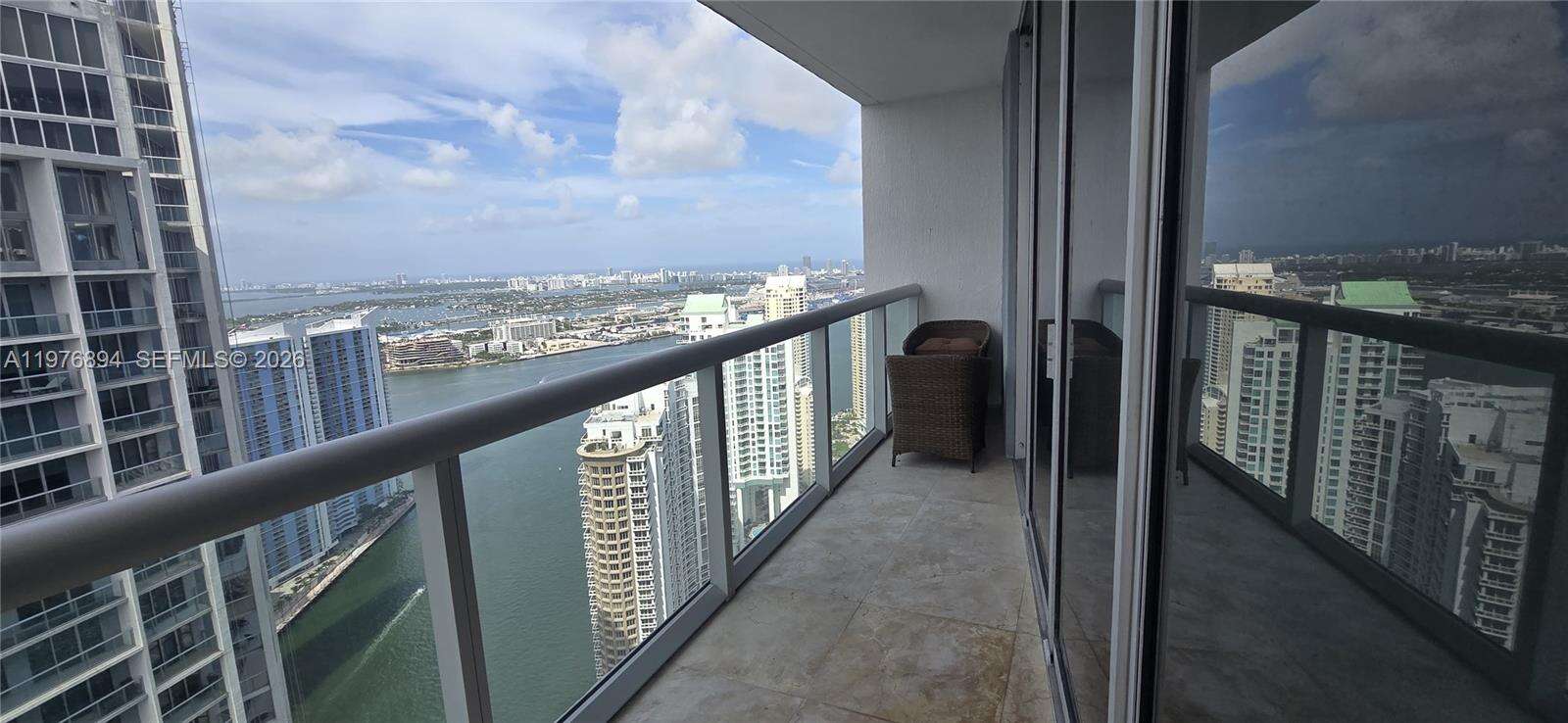 Icon Brickell 2 at 495 Brickell Ave, Miami, FL 33131 - For Rent photo 18