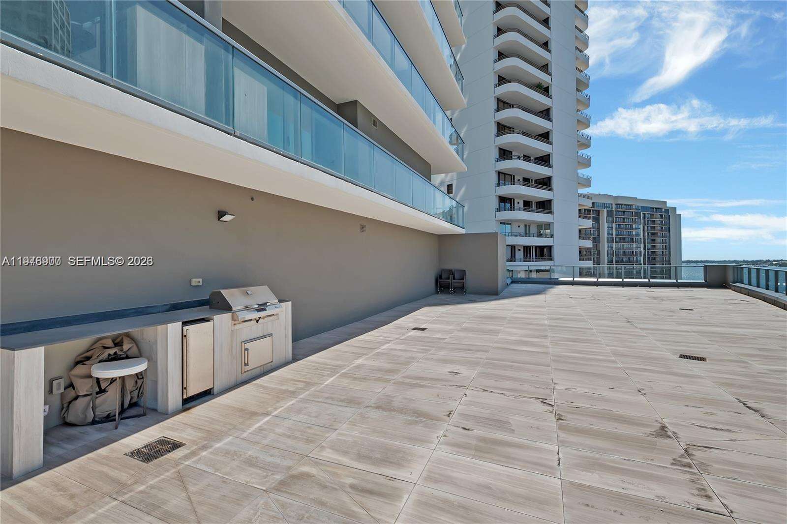 Echo Brickell at 1451 Brickell Ave, Miami, FL 33131 - For Rent photo 12