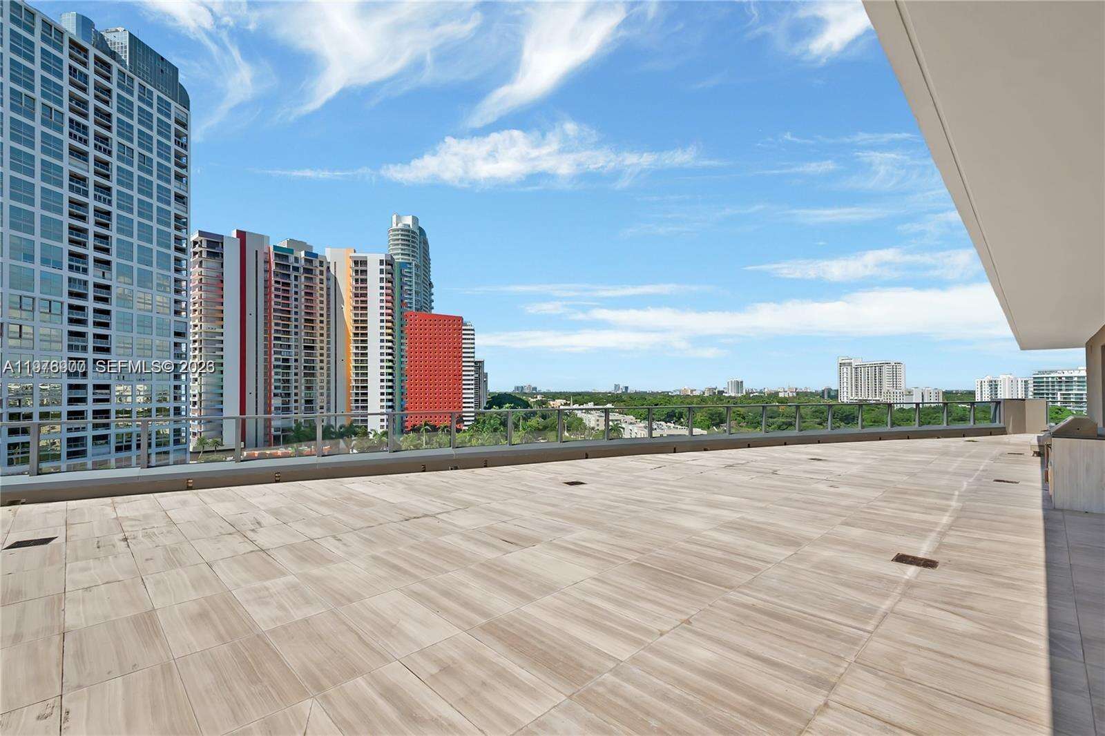 Echo Brickell at 1451 Brickell Ave, Miami, FL 33131 - For Rent photo 13
