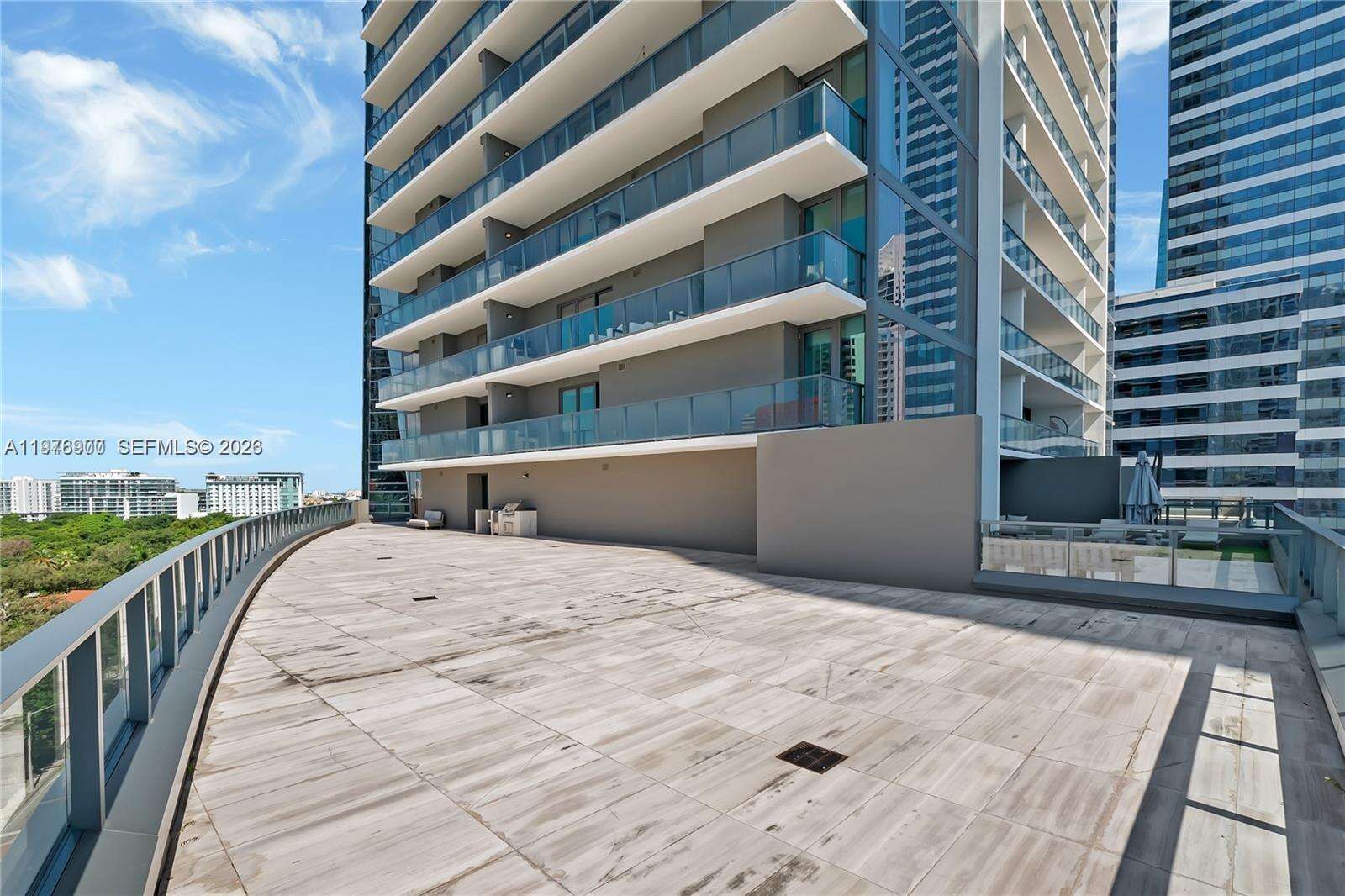 Echo Brickell at 1451 Brickell Ave, Miami, FL 33131 - For Rent photo 14