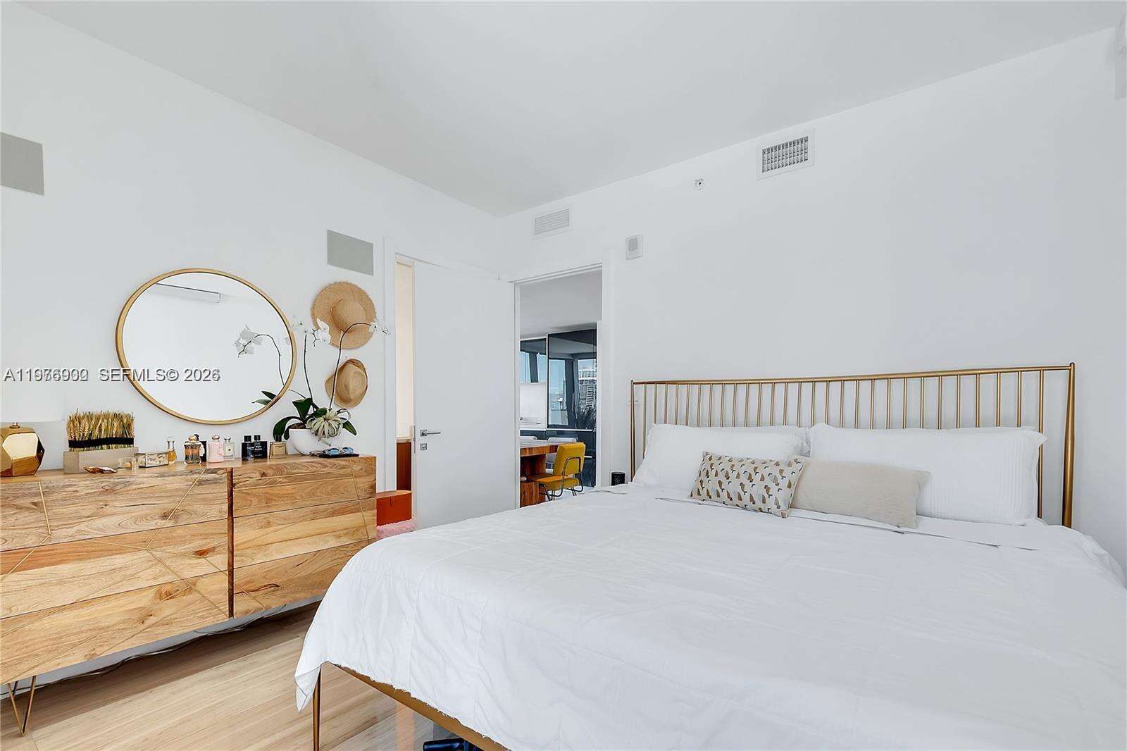 Echo Brickell at 1451 Brickell Ave, Miami, FL 33131 - For Rent photo 8