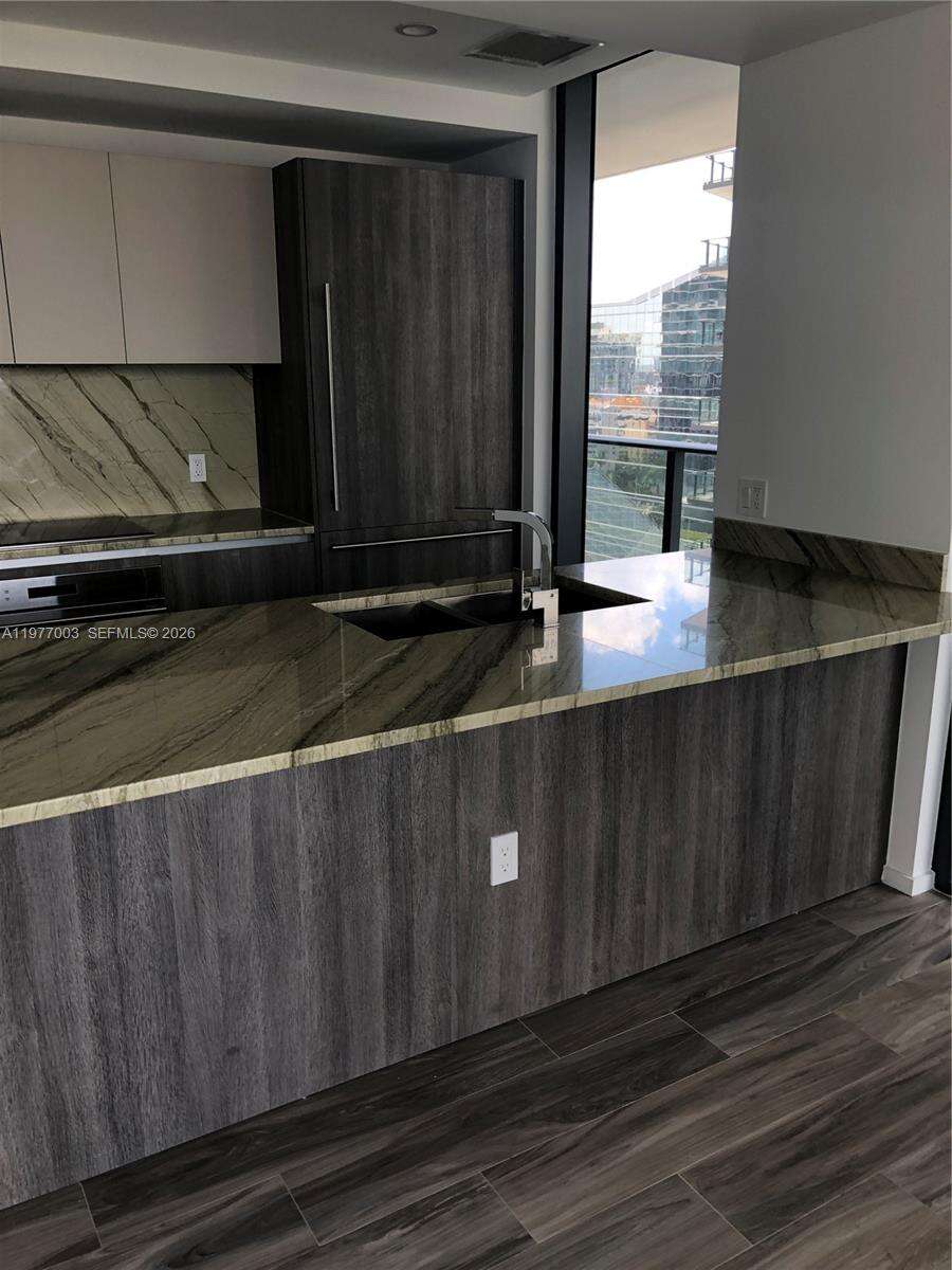 Sls Lux at 801 Miami Ave, Miami, FL 33131 - For Rent photo 4