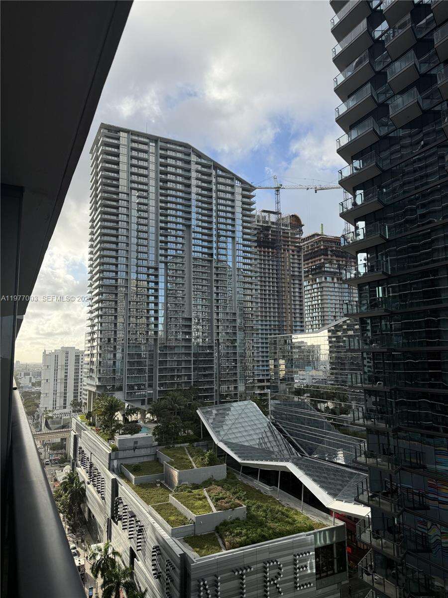 Sls Lux at 801 Miami Ave, Miami, FL 33131 - For Rent photo 36