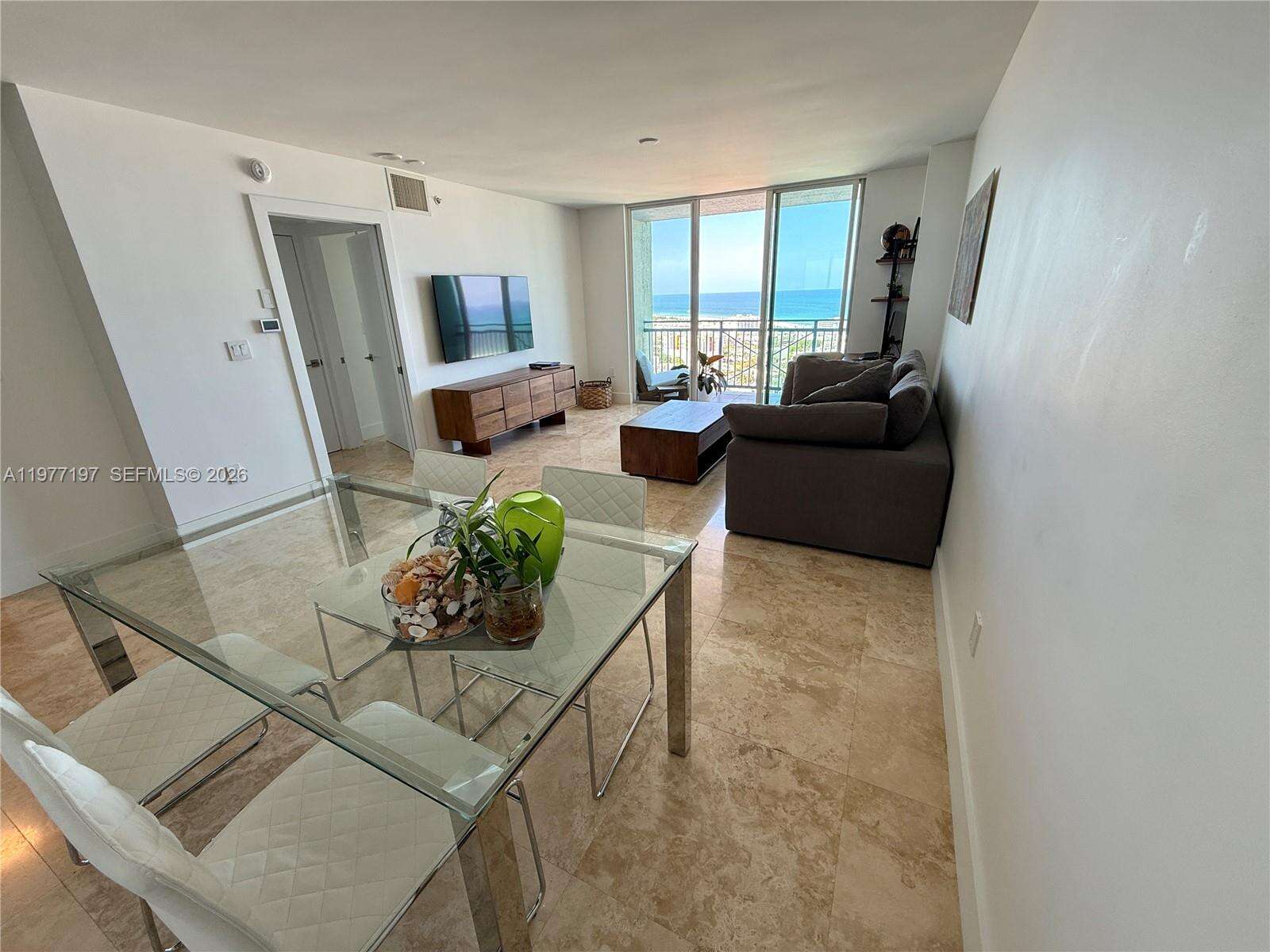 Yacht Club At Portofino at 90 Alton Rd, Miami Beach, FL 33139 - For Rent photo 3