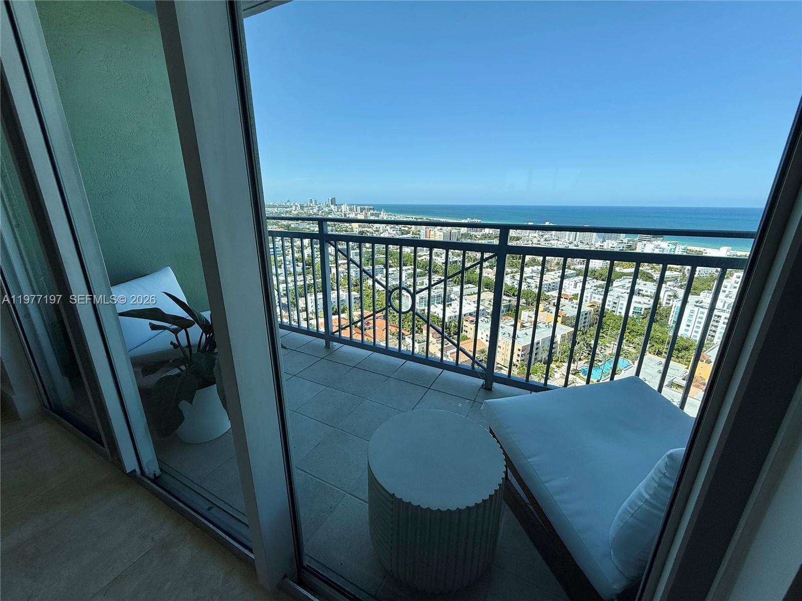 Yacht Club At Portofino at 90 Alton Rd, Miami Beach, FL 33139 - For Rent photo 6