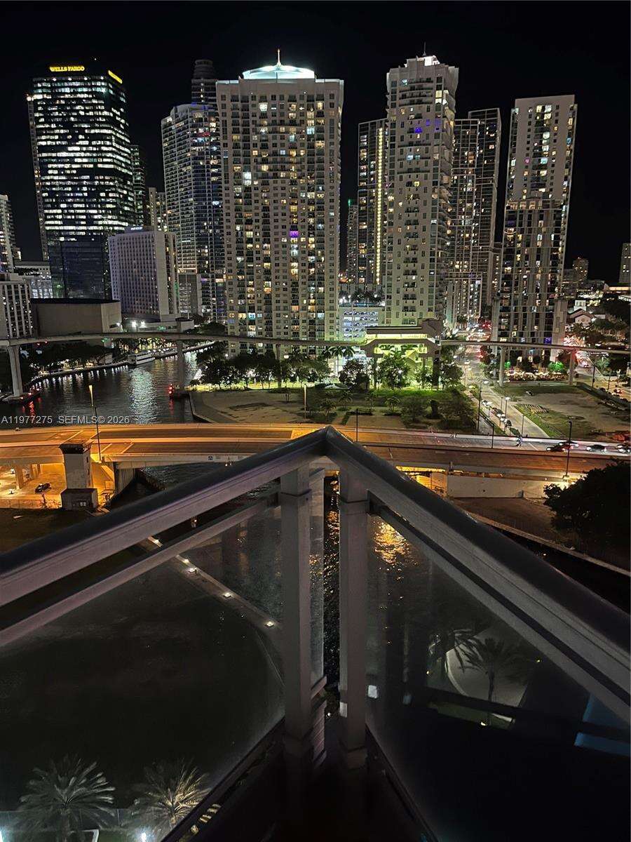 Mint at 92 3 St, Miami, FL 33130 - For Rent photo 13