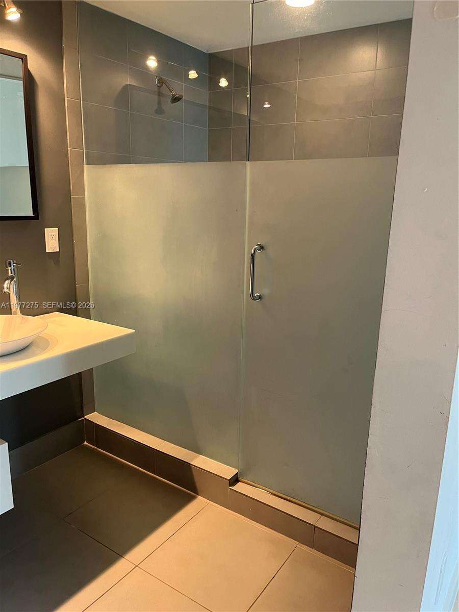 Mint at 92 3 St, Miami, FL 33130 - For Rent photo 18