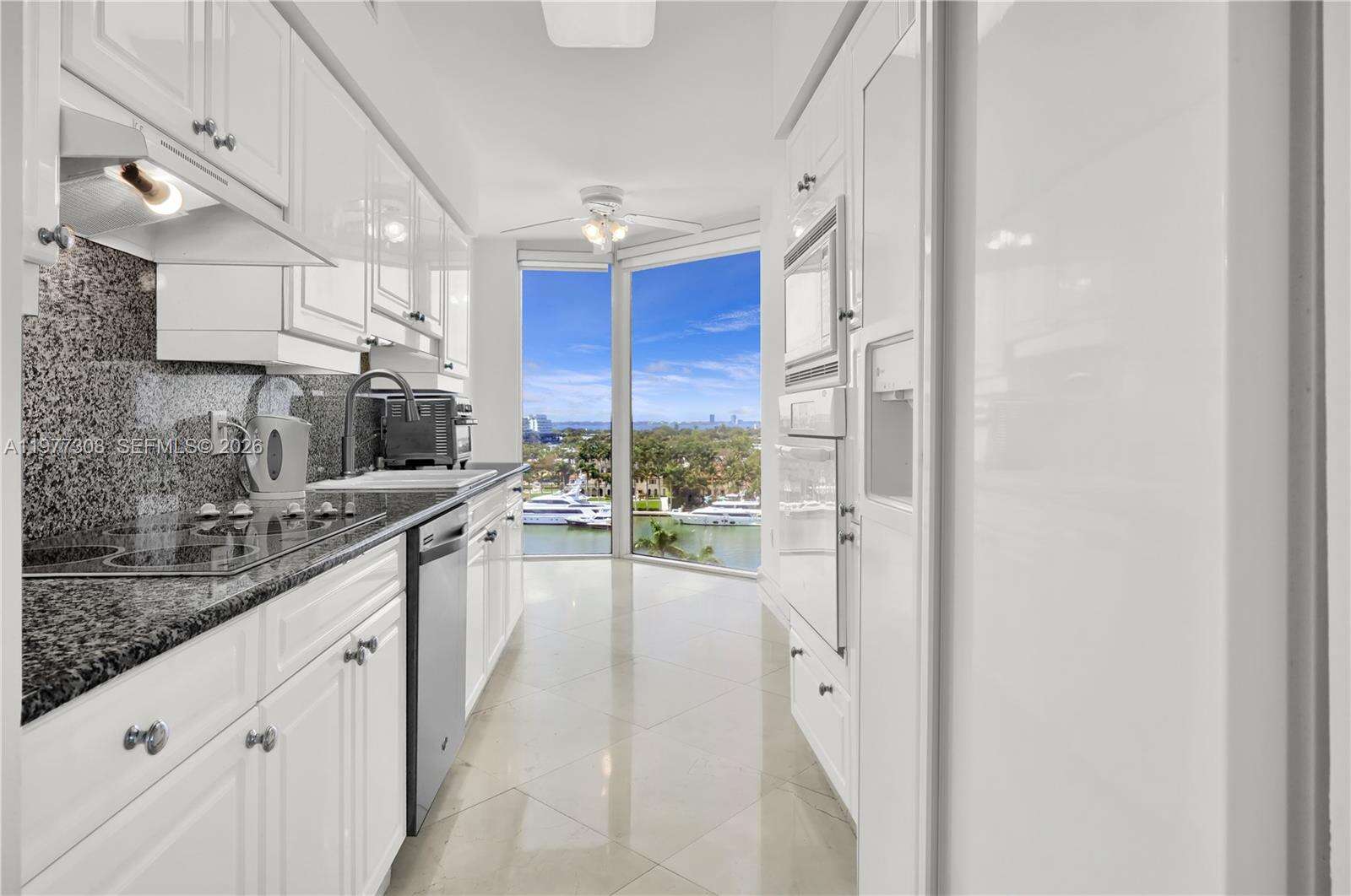 Blue Diamond at 4779 Collins Ave, Miami Beach, FL 33140 - For Rent photo 20