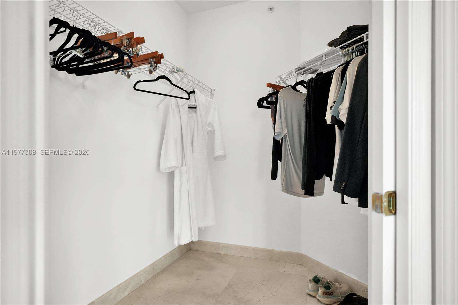 Blue Diamond at 4779 Collins Ave, Miami Beach, FL 33140 - For Rent photo 27