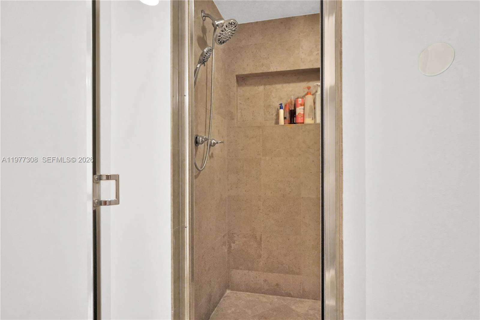 Blue Diamond at 4779 Collins Ave, Miami Beach, FL 33140 - For Rent photo 31