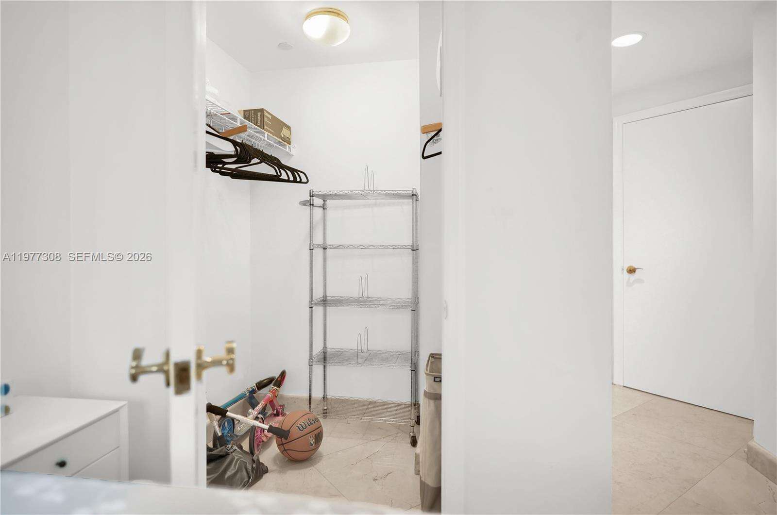 Blue Diamond at 4779 Collins Ave, Miami Beach, FL 33140 - For Rent photo 38