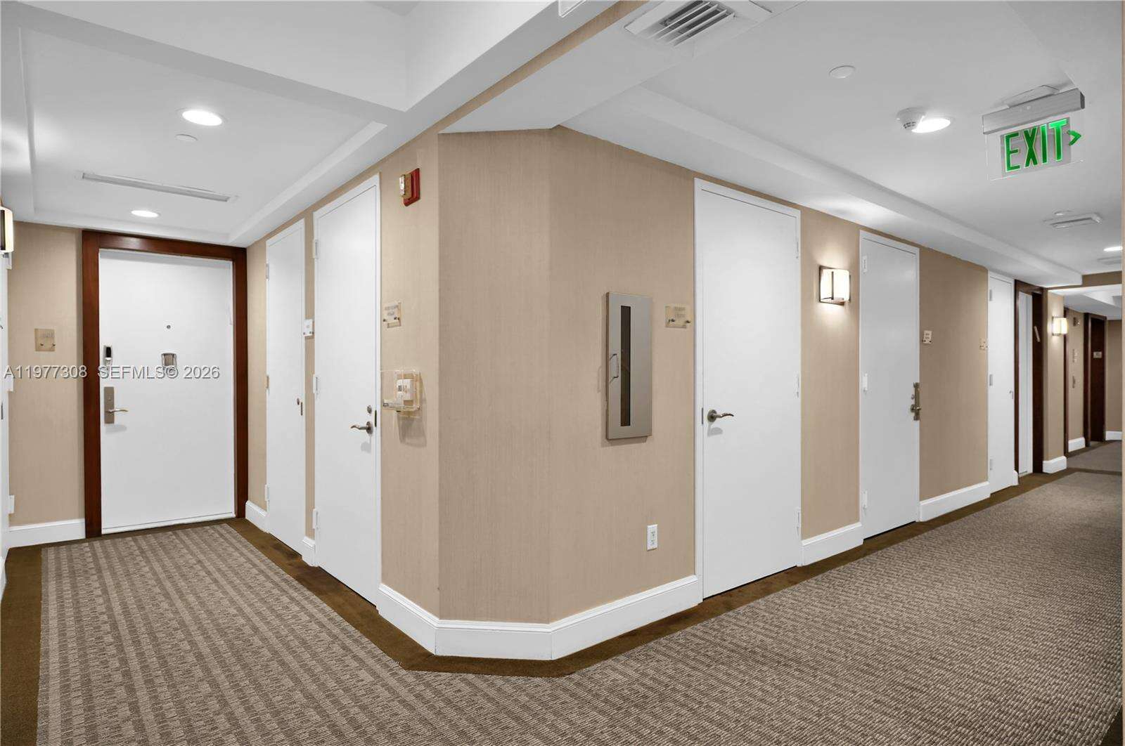 Blue Diamond at 4779 Collins Ave, Miami Beach, FL 33140 - For Rent photo 39
